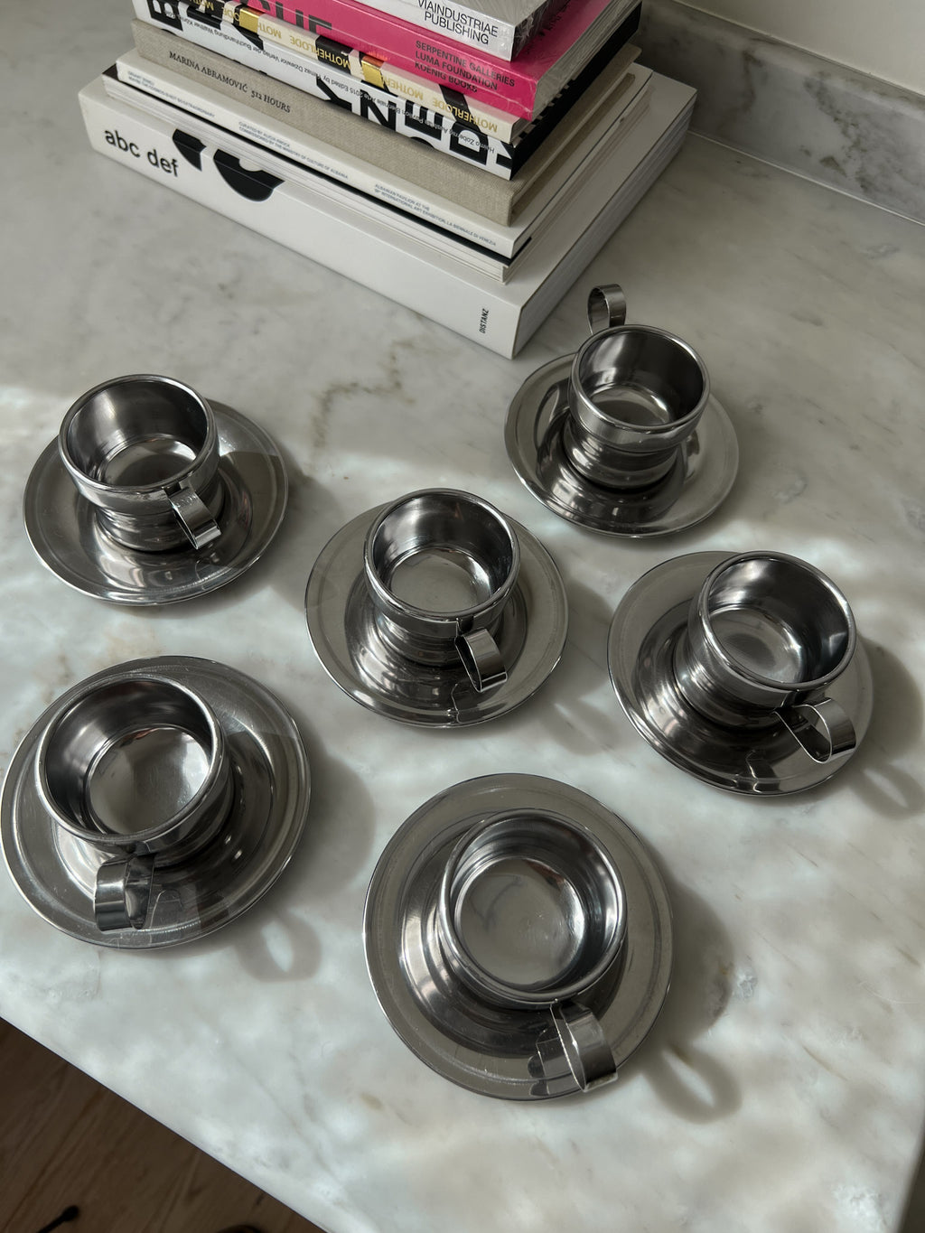 Tazzine e piattini da caffè in acciaio inox