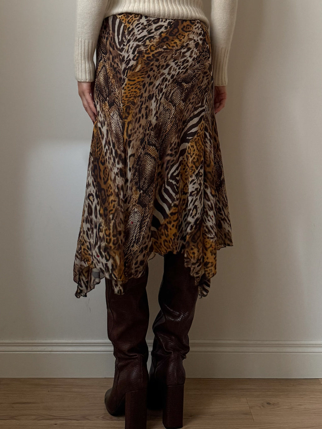 Pure viscose animalier skirt