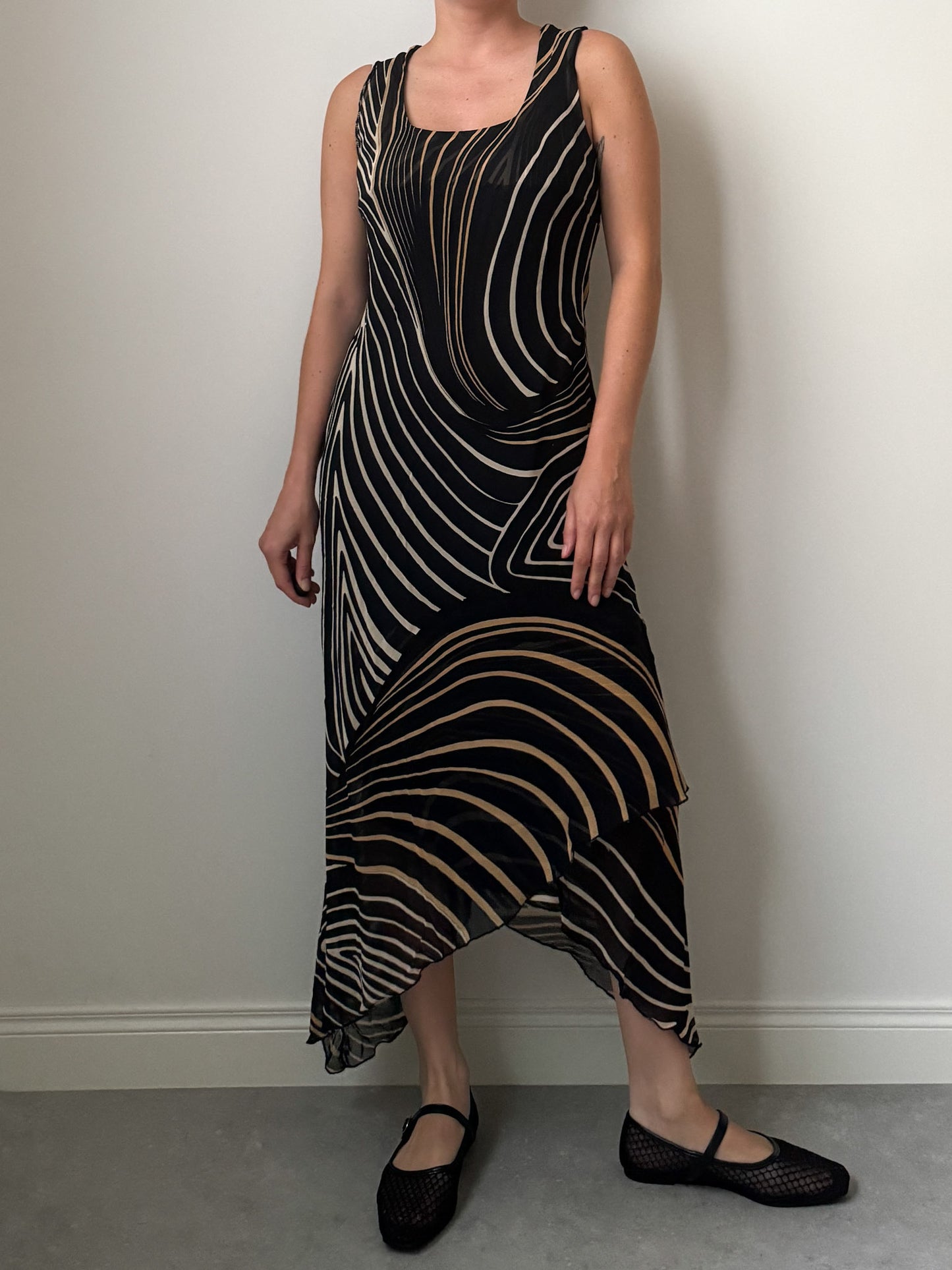 Pure viscose black and beige dress