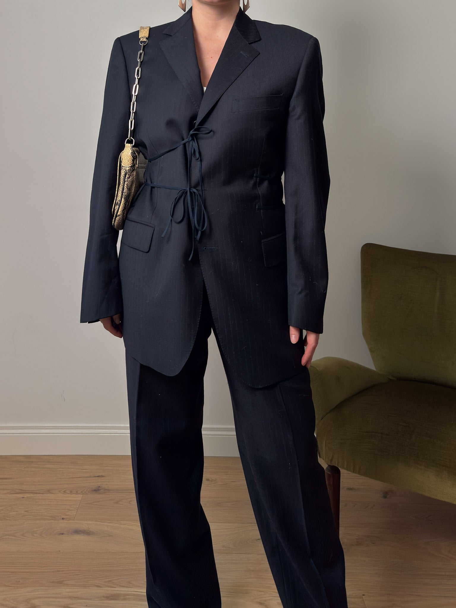 Brando blue suit