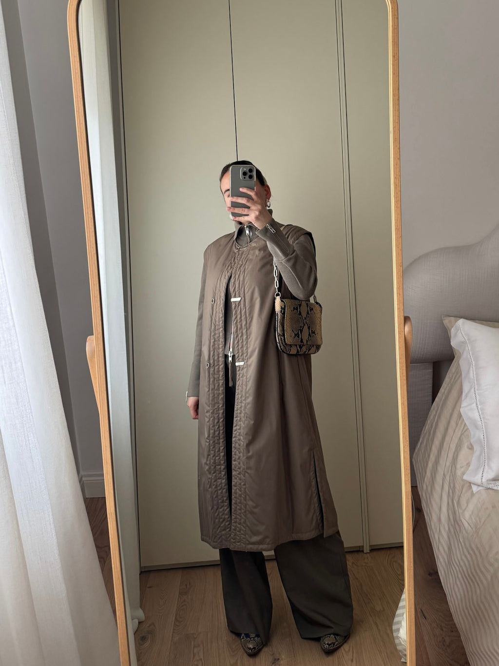 Quilted dove grey vest