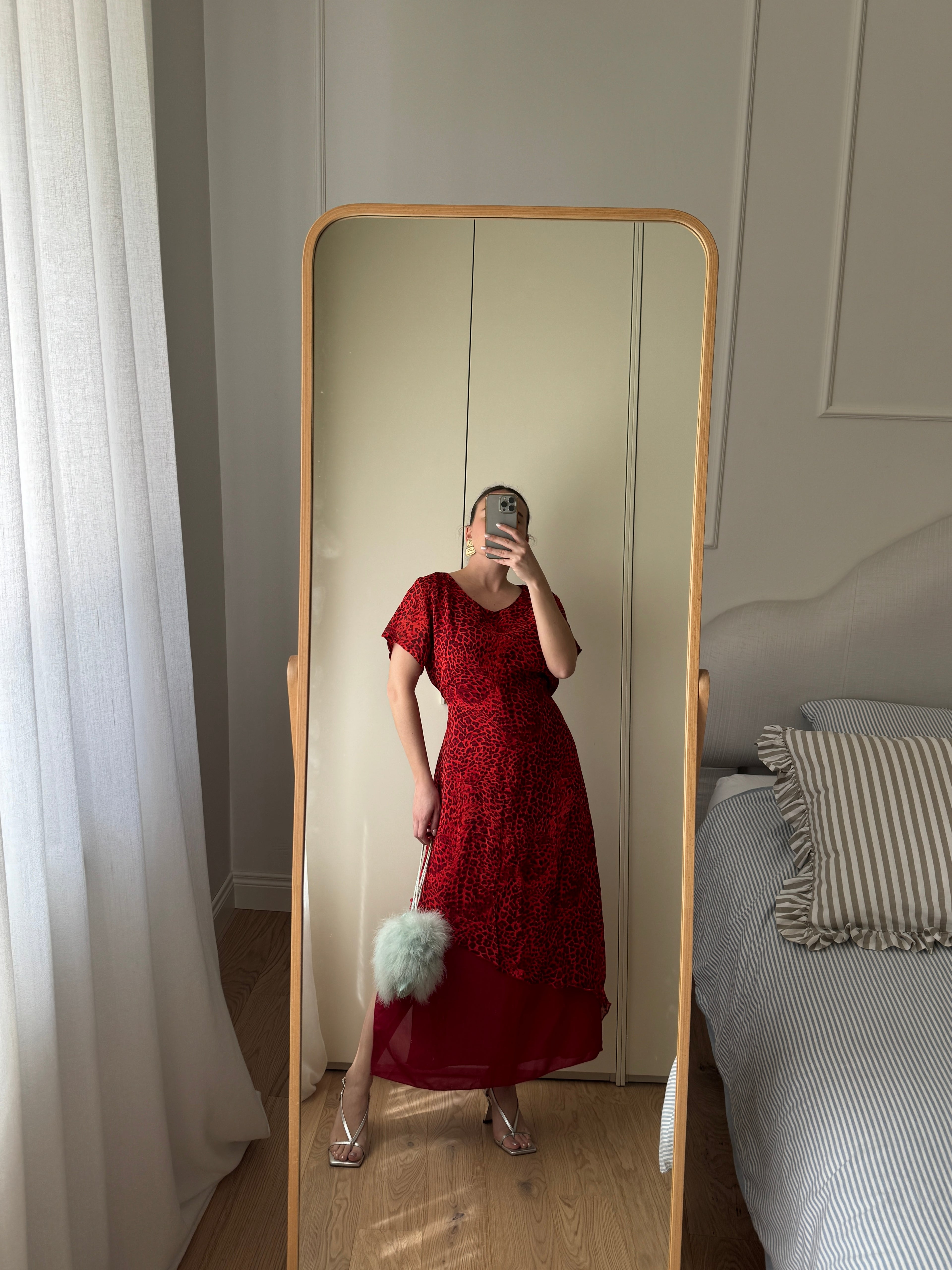 Abito animalier rosso in viscosa