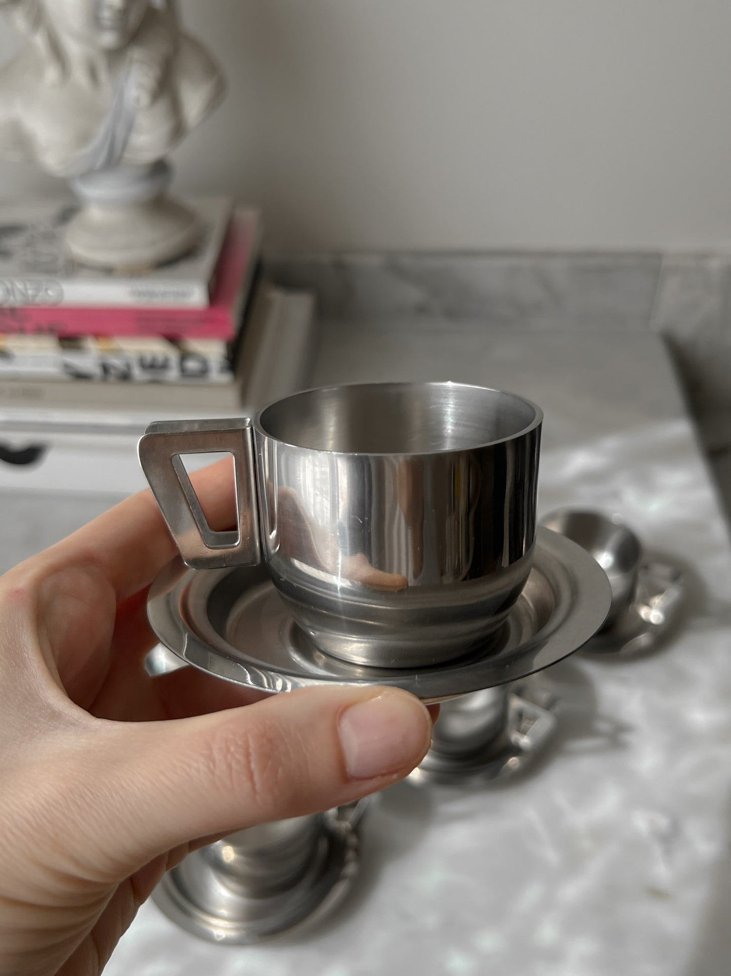 Tazzine e piattini da caffè in acciaio inox