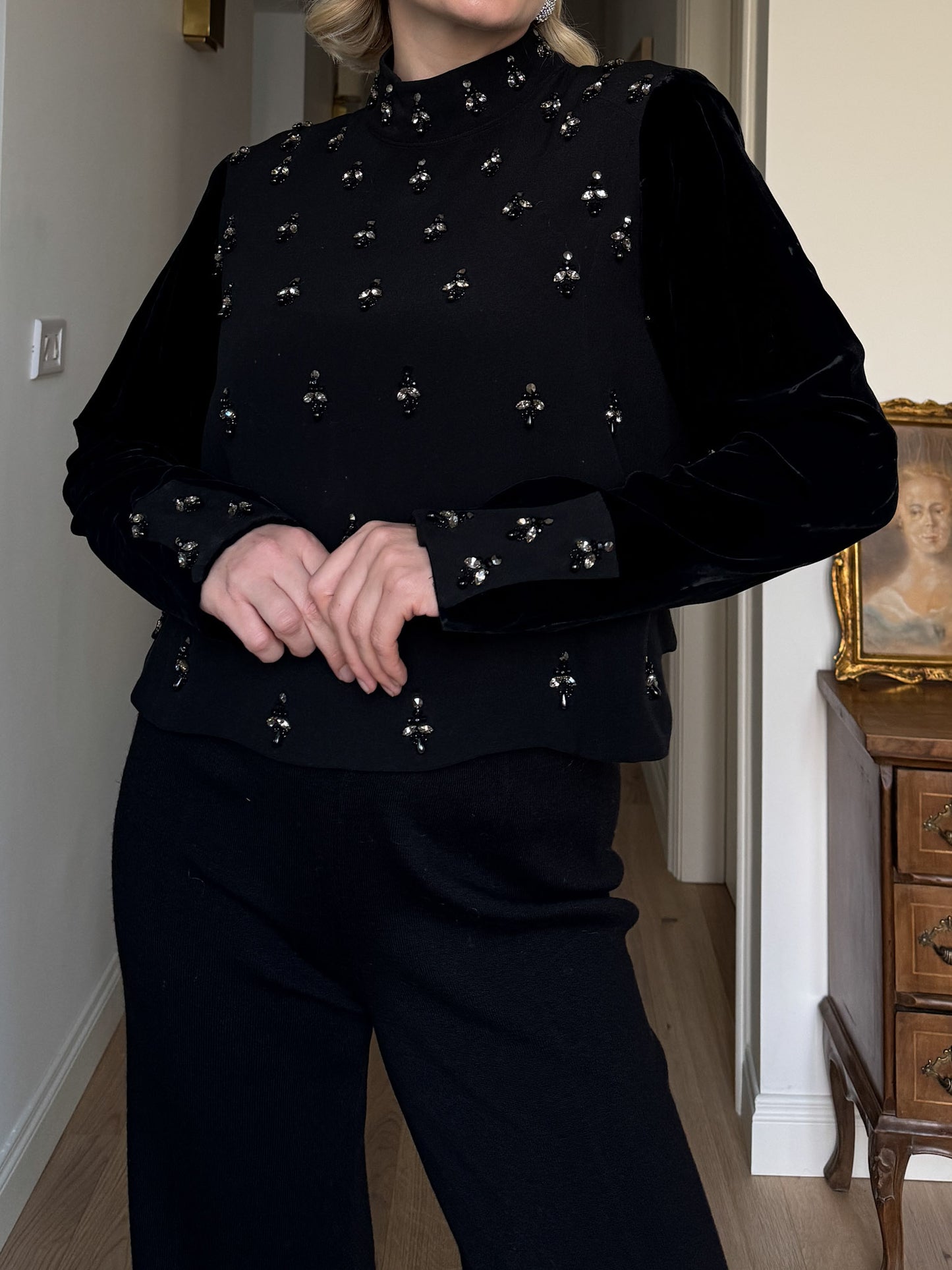 Velvet and strass black blouse