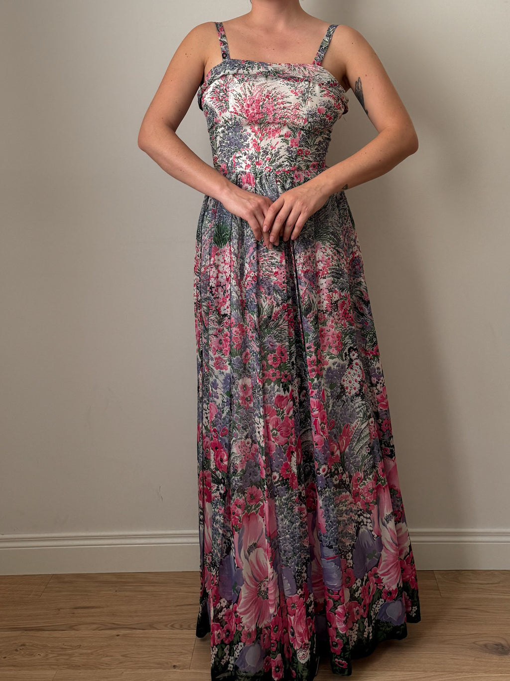 Embroidered floral romantic dress