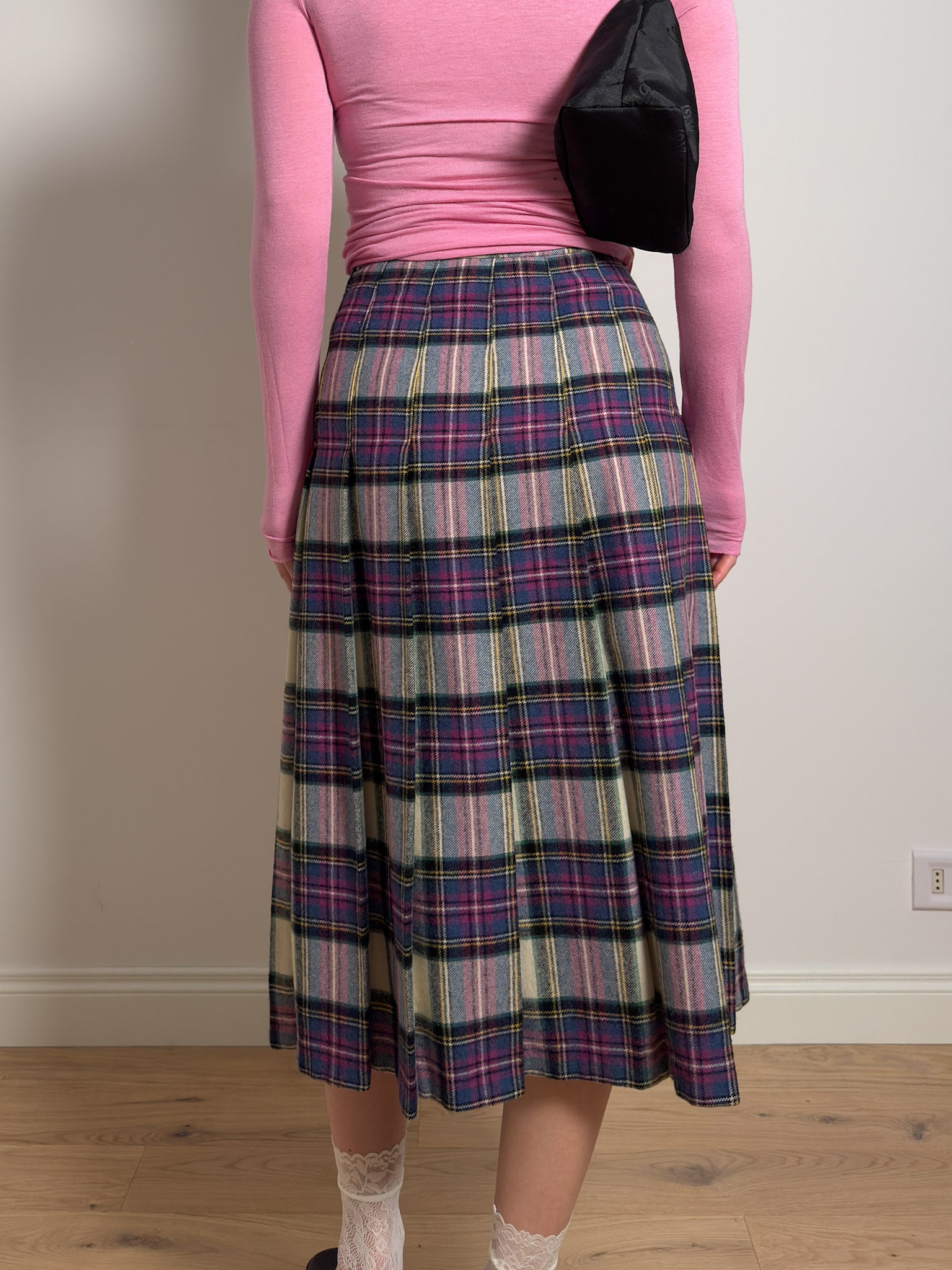 Pure wool pleated tartan skirt