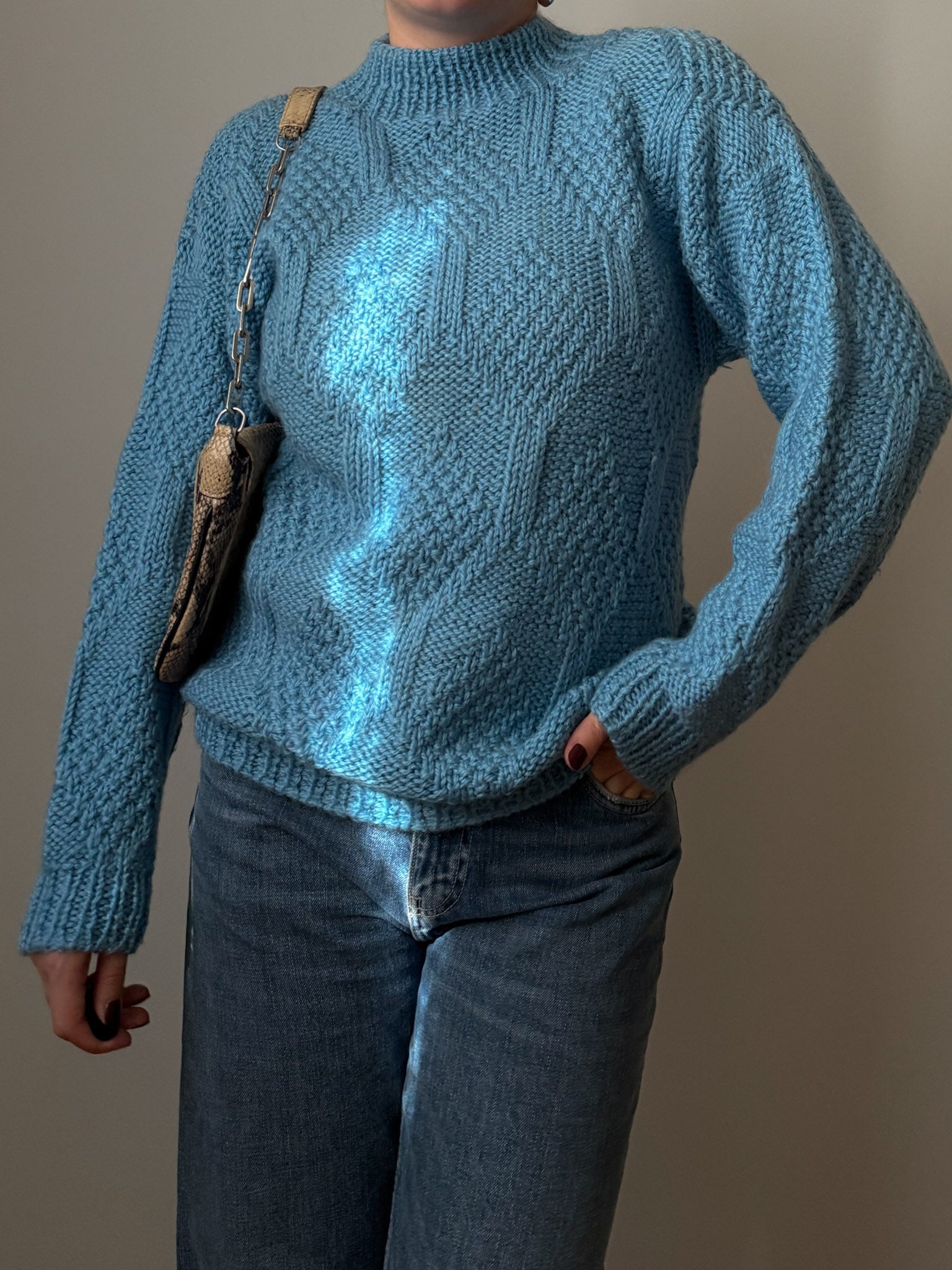 Pure wool embroidered sky pull