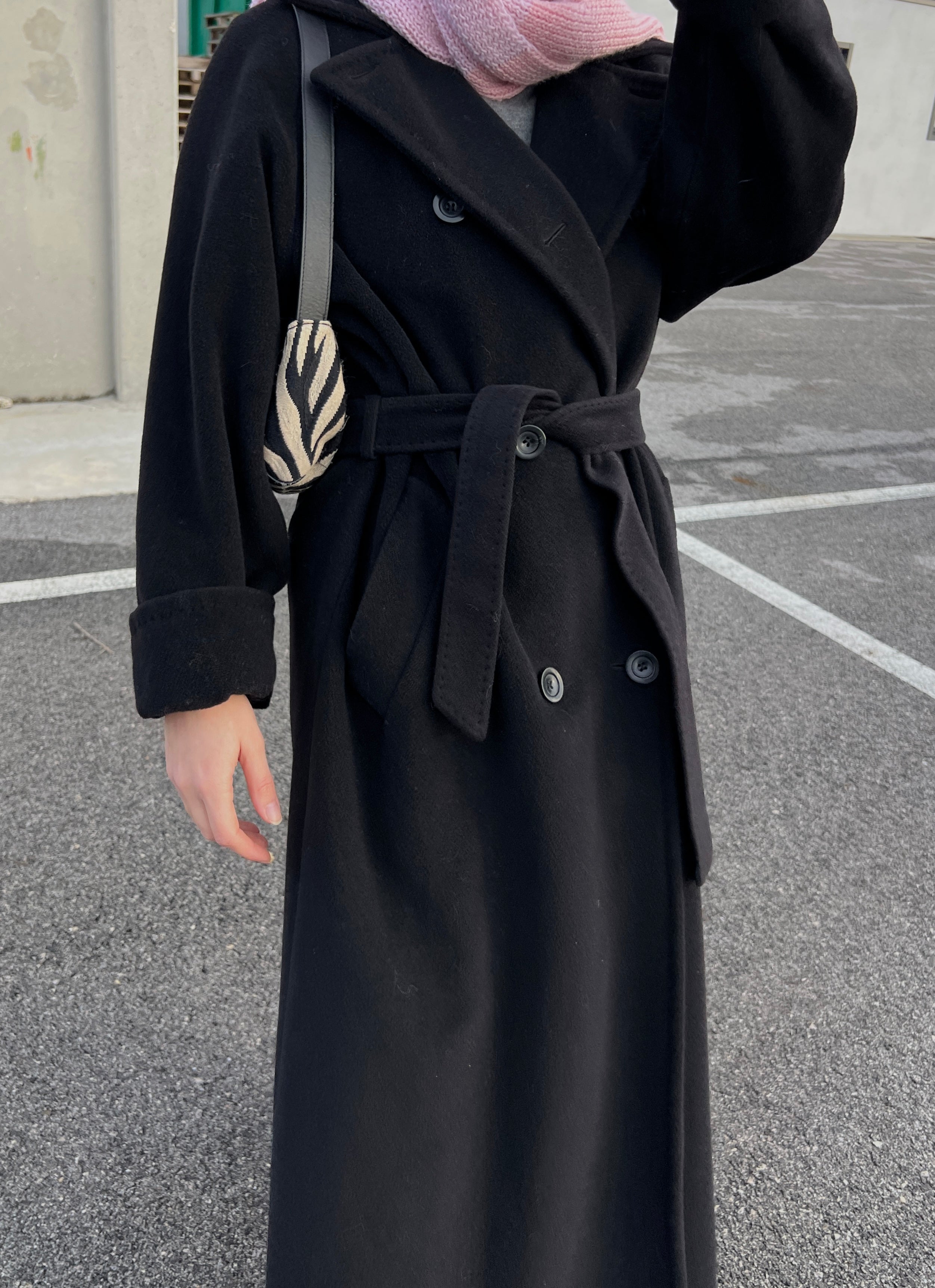 Max Mara wool and cashmere black coat