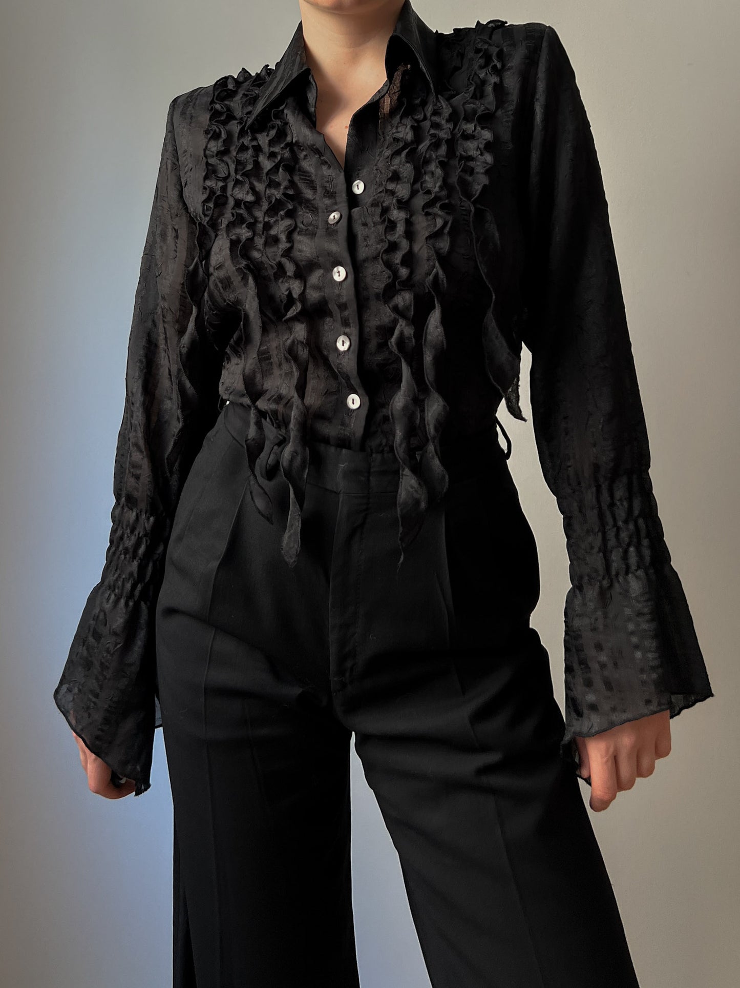 Froissè black blouse