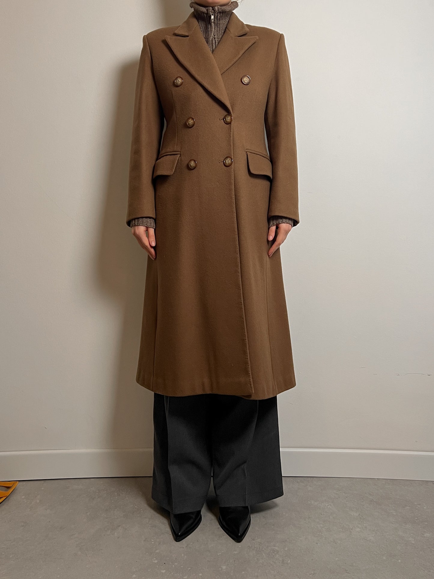 Tailored pure wool camel coat