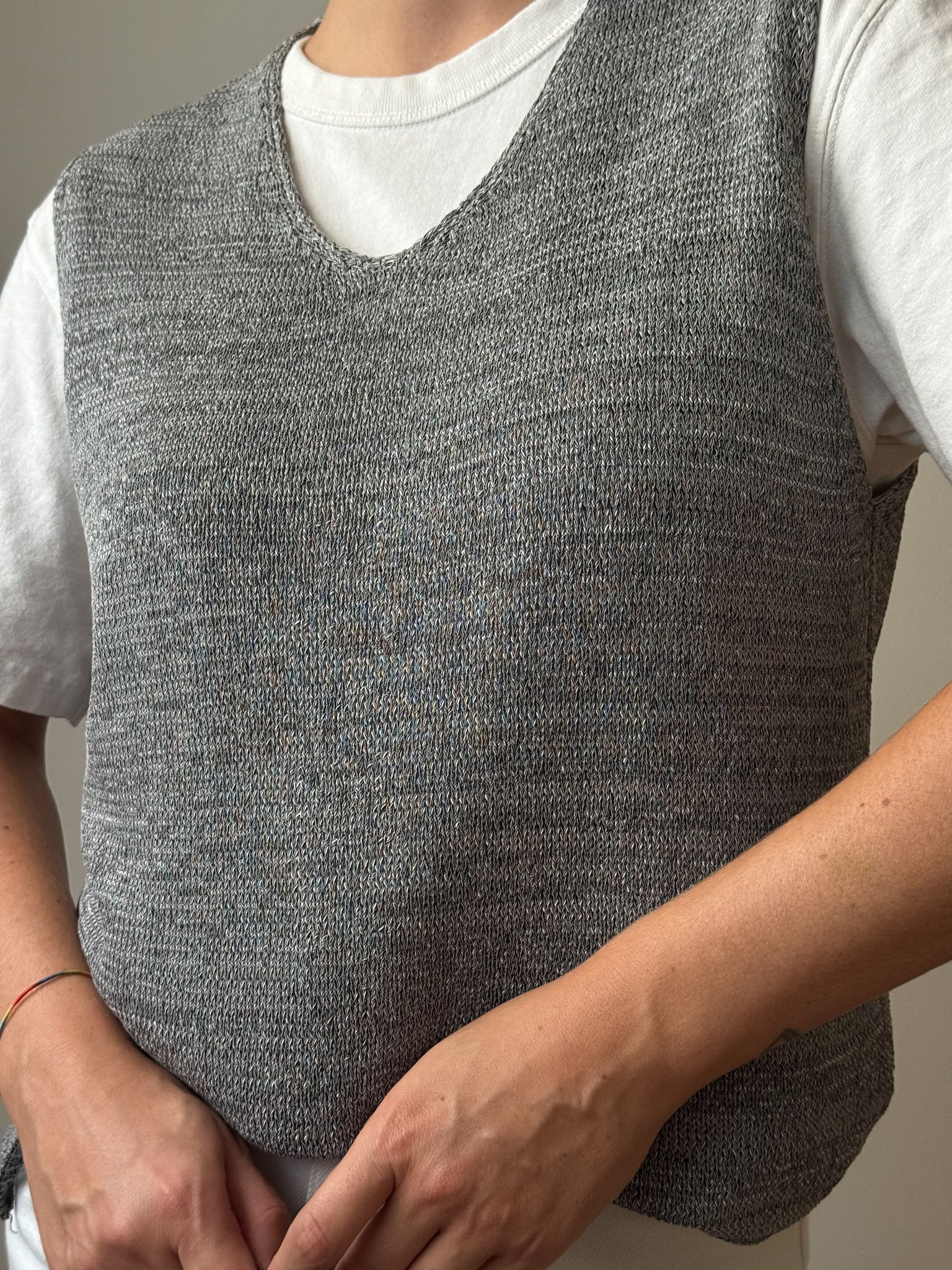 Viscose and cotton grey vest