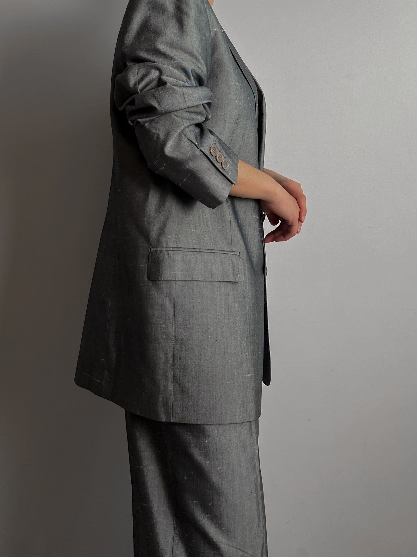 Pure shantung silk grey suit