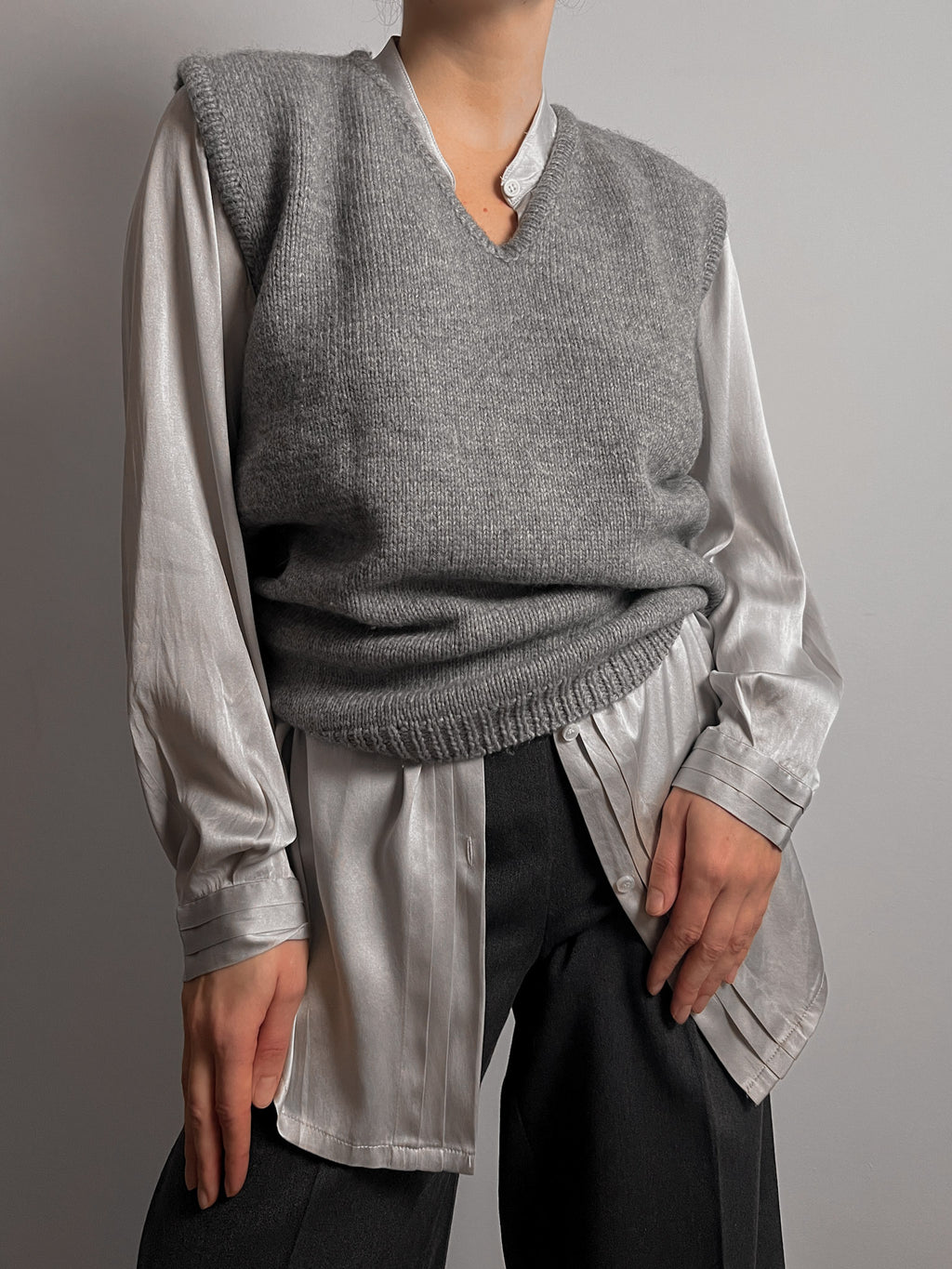 Pure wool embroidered grey vest