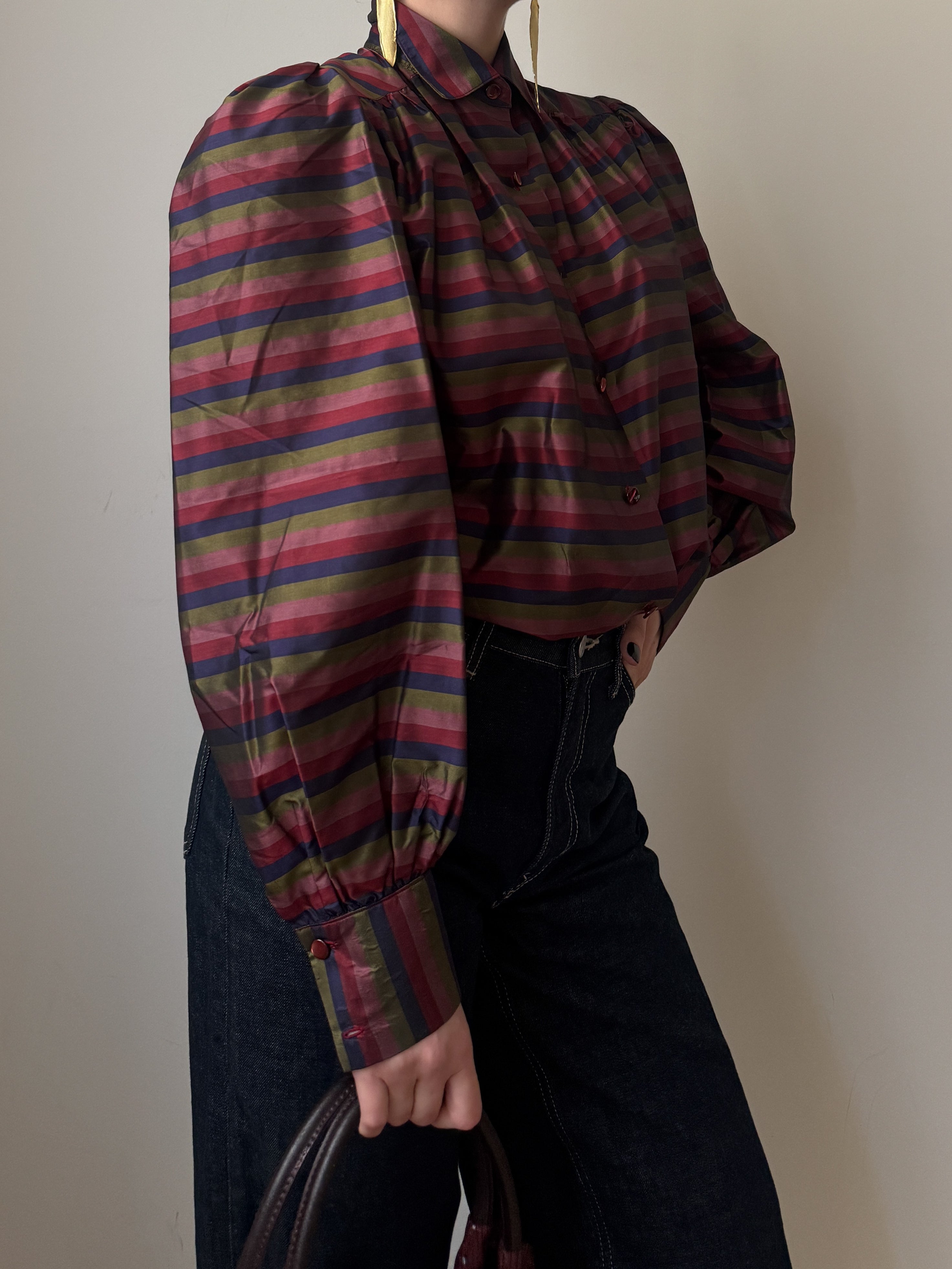 Blusa sartoriale vintage in shantung di seta a righe