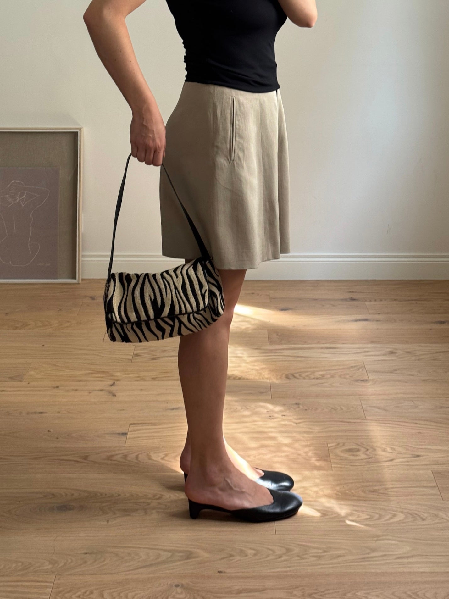 Cotton beige bermuda