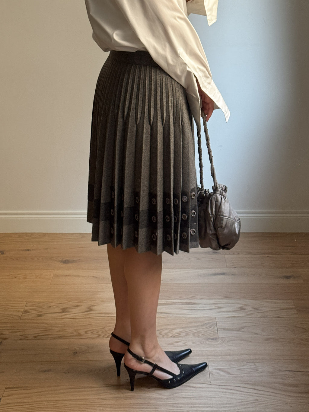 Wool and viscose pleated grey skirt