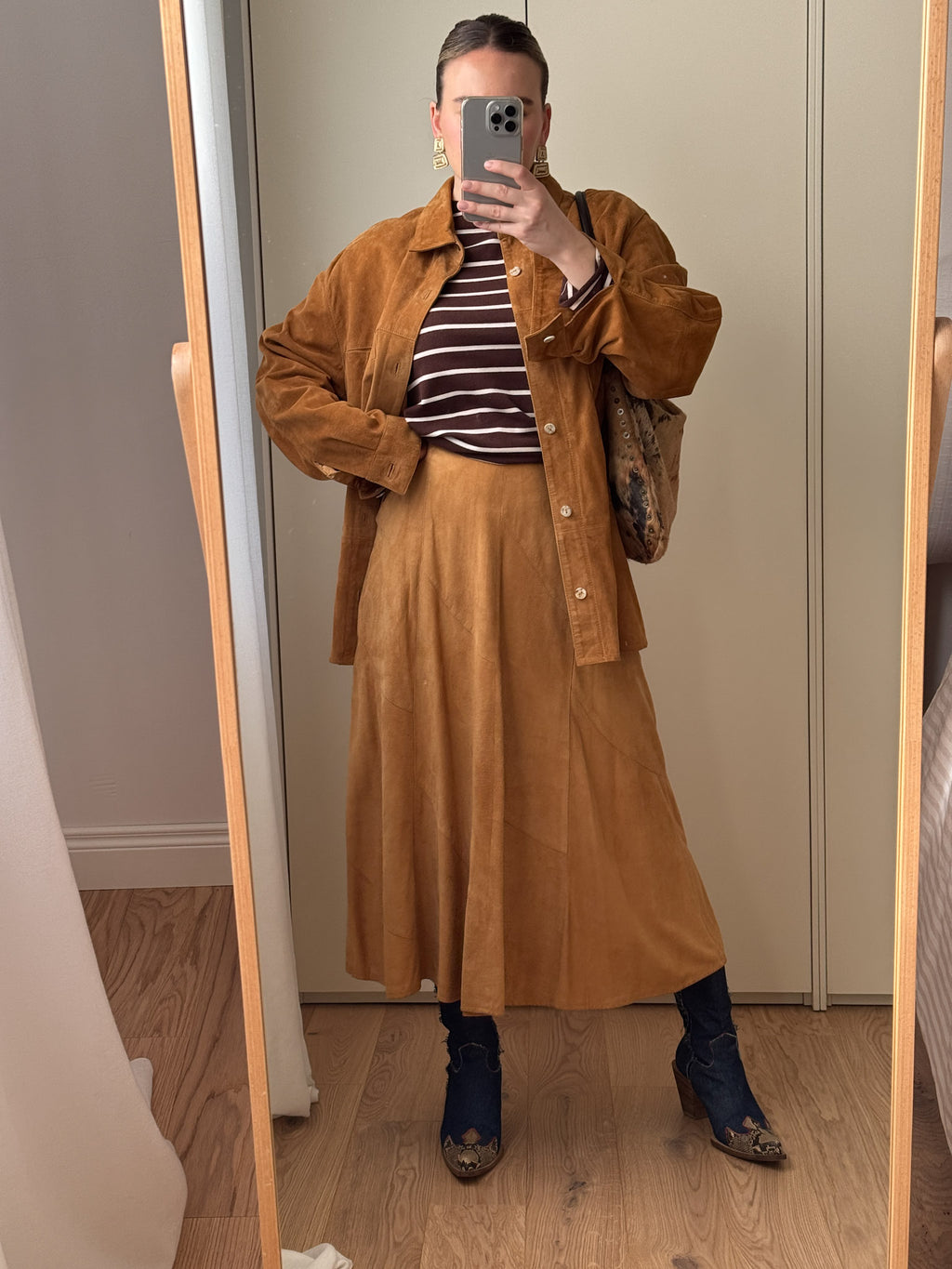Real suede camel skirt