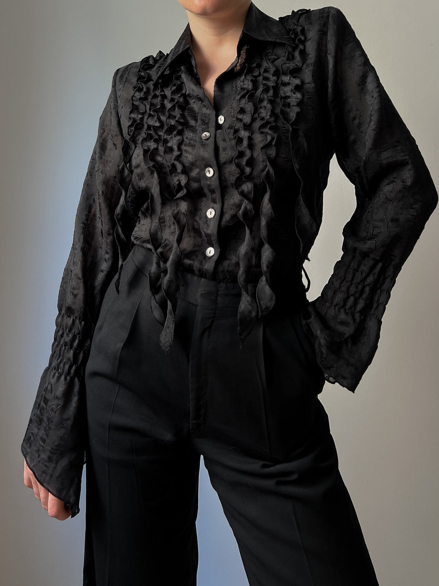 Froissè black blouse