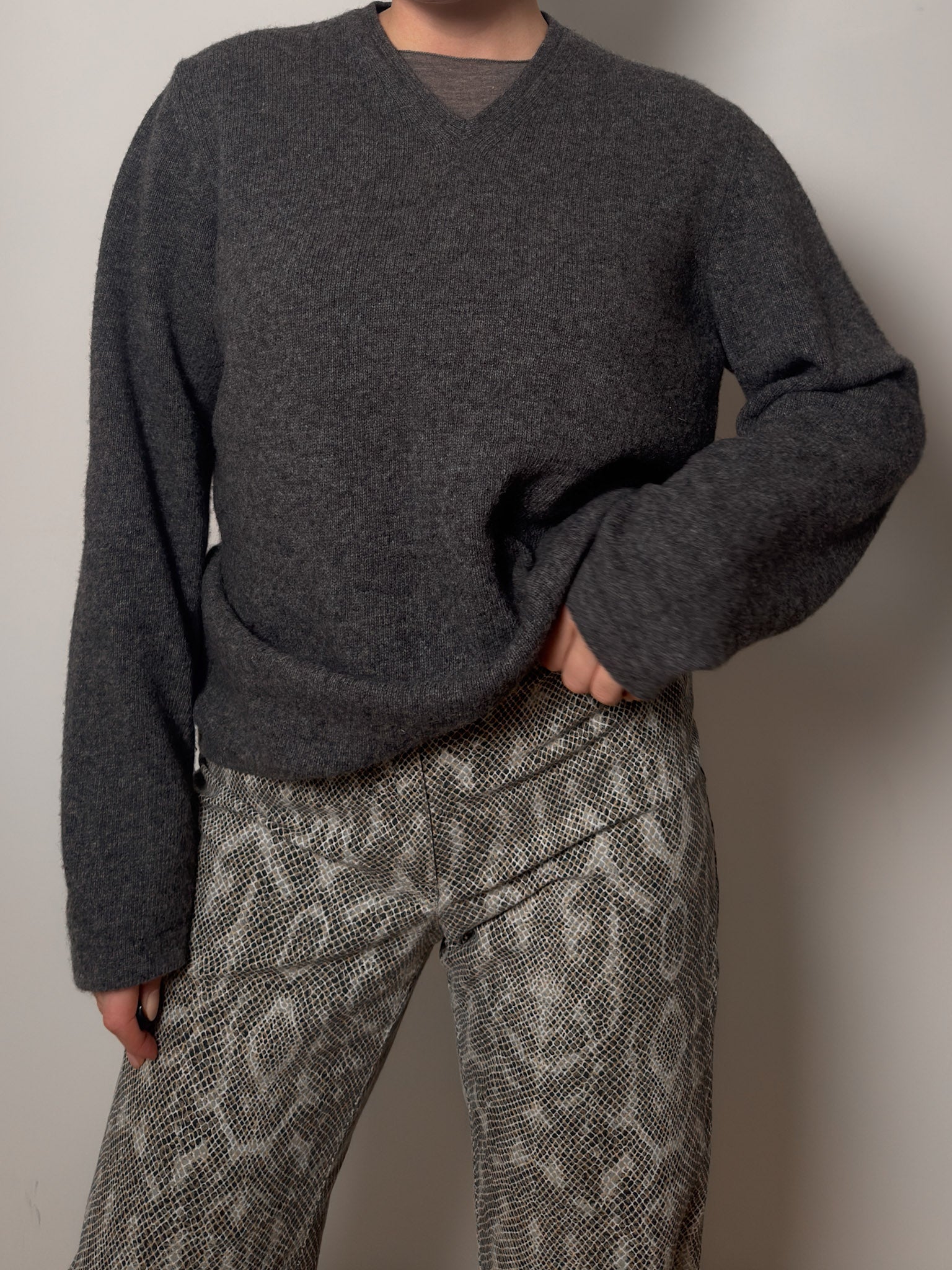 Wool grey pull