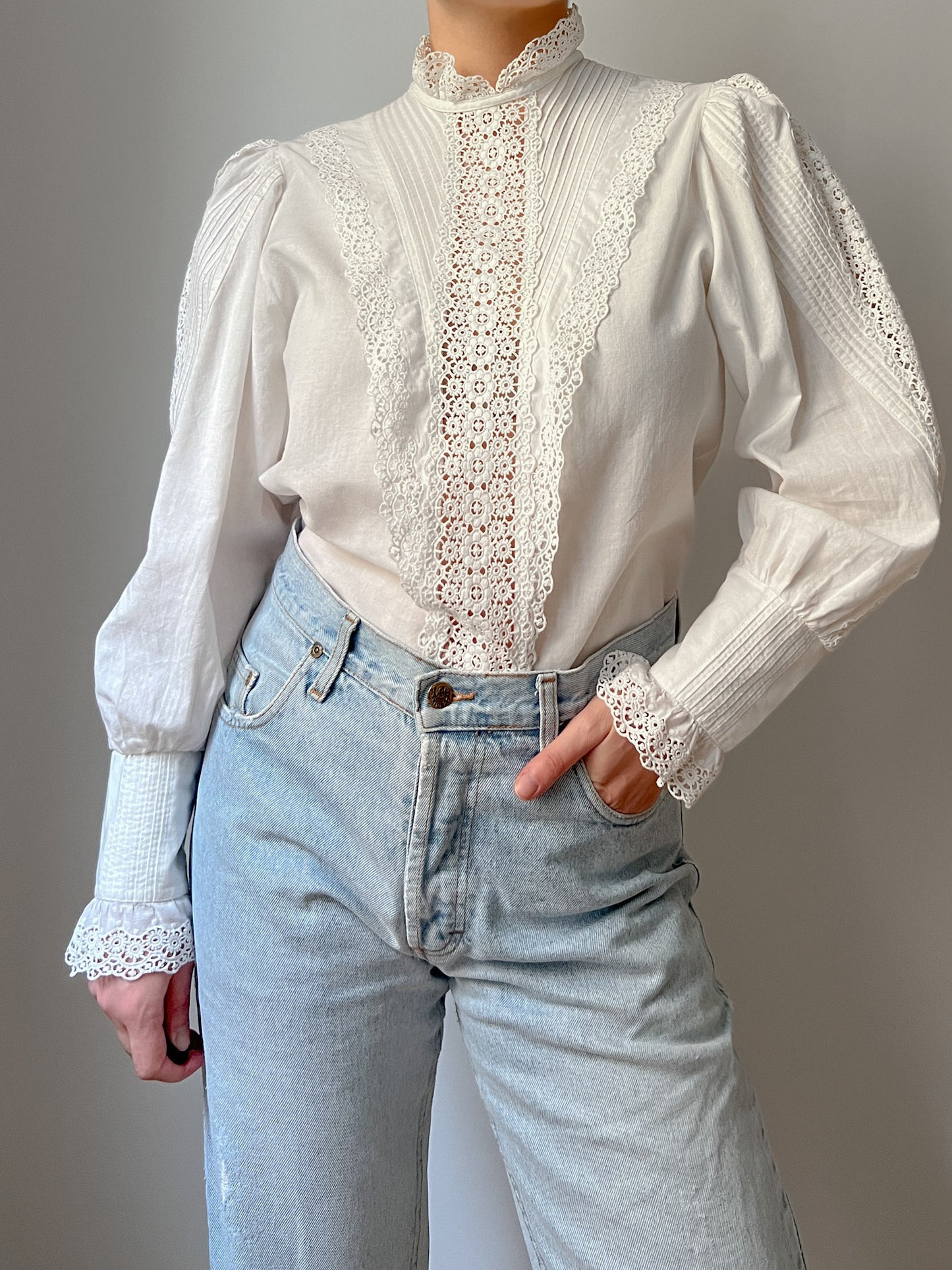 Pure cotton romantic blouse