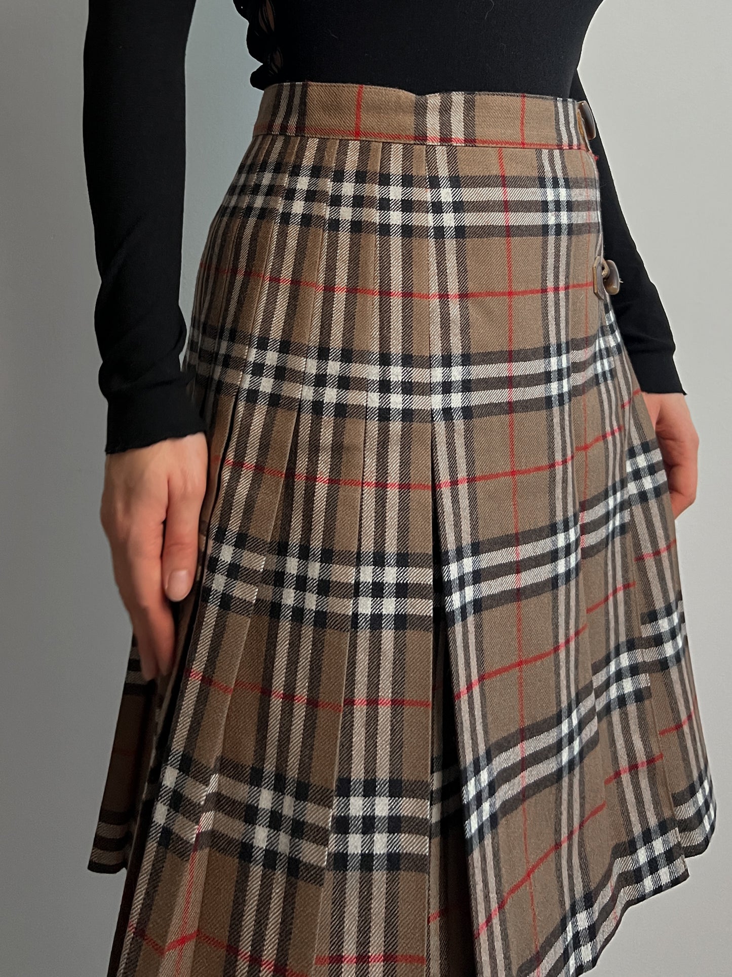 Pure wool pleated tartan skirt