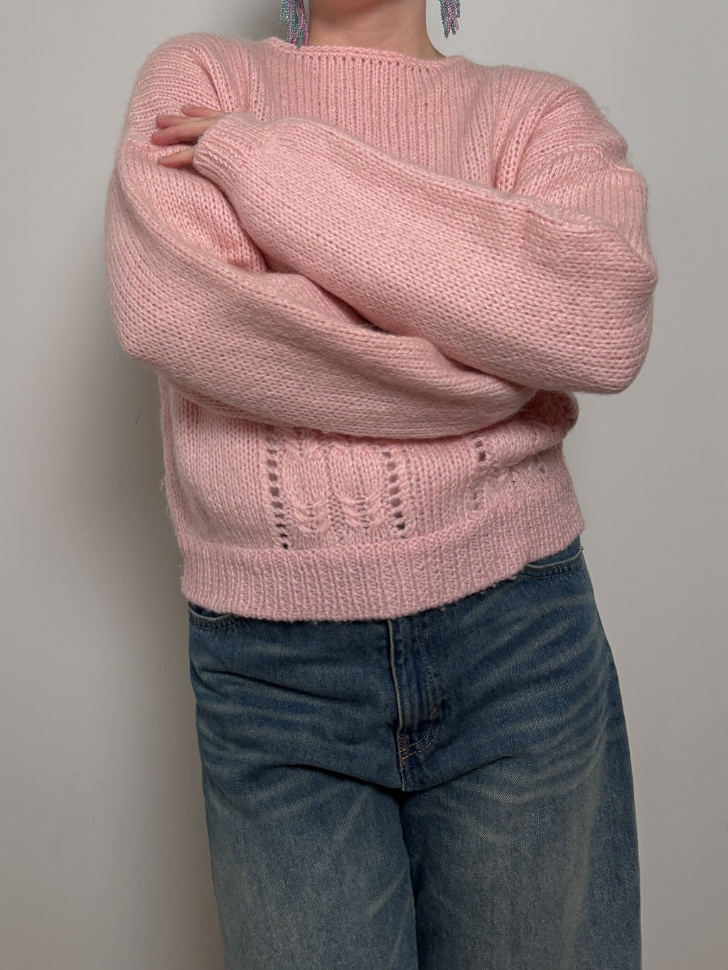 Pure wool embroidered pink pull