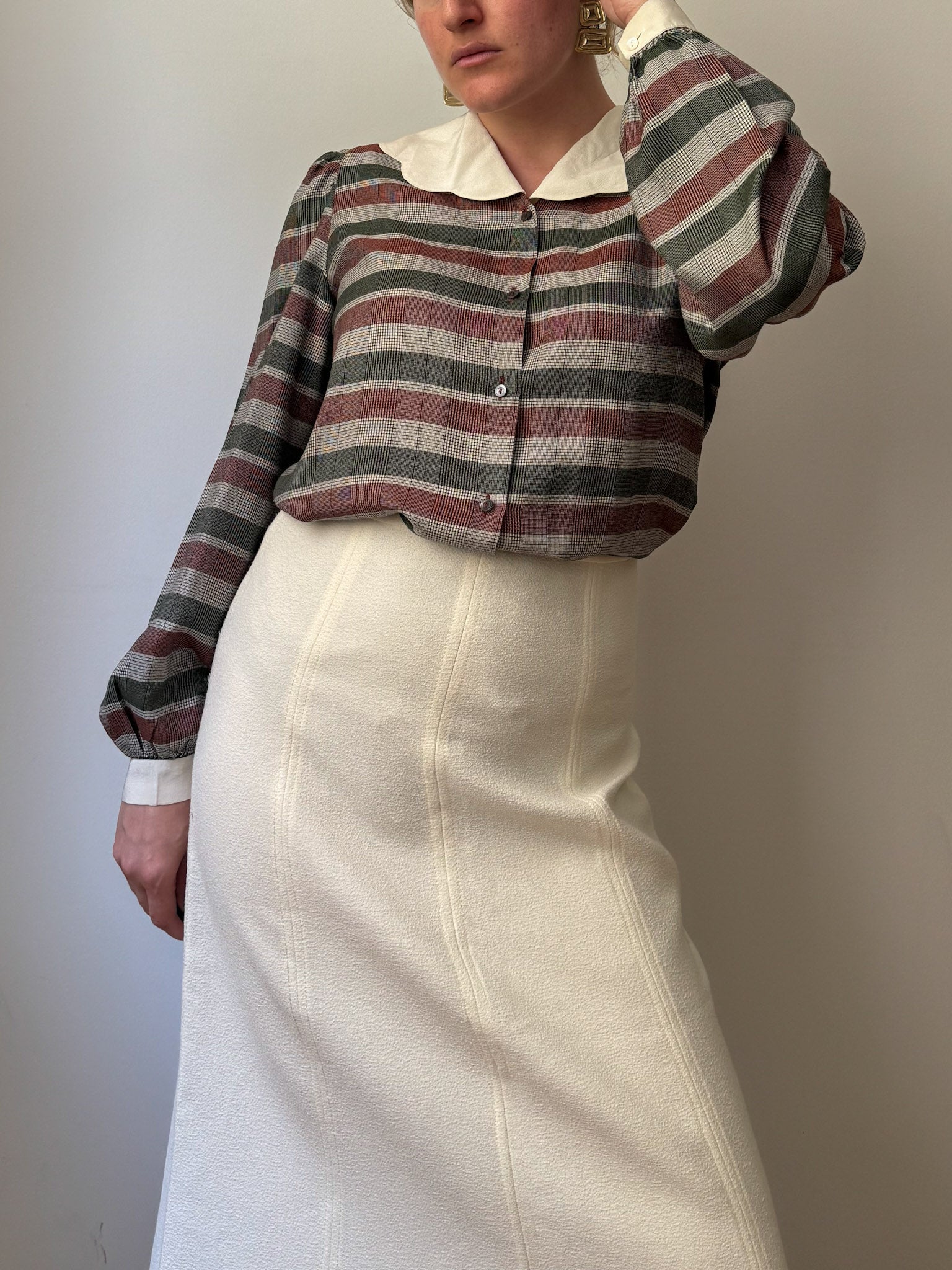 Pure silk maxi collar bouse