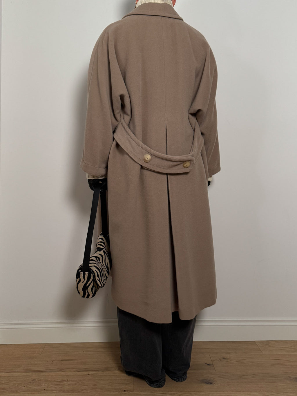 Wool and cashmere sand coat