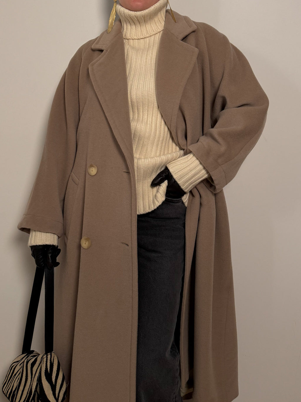 Wool and cashmere sand coat