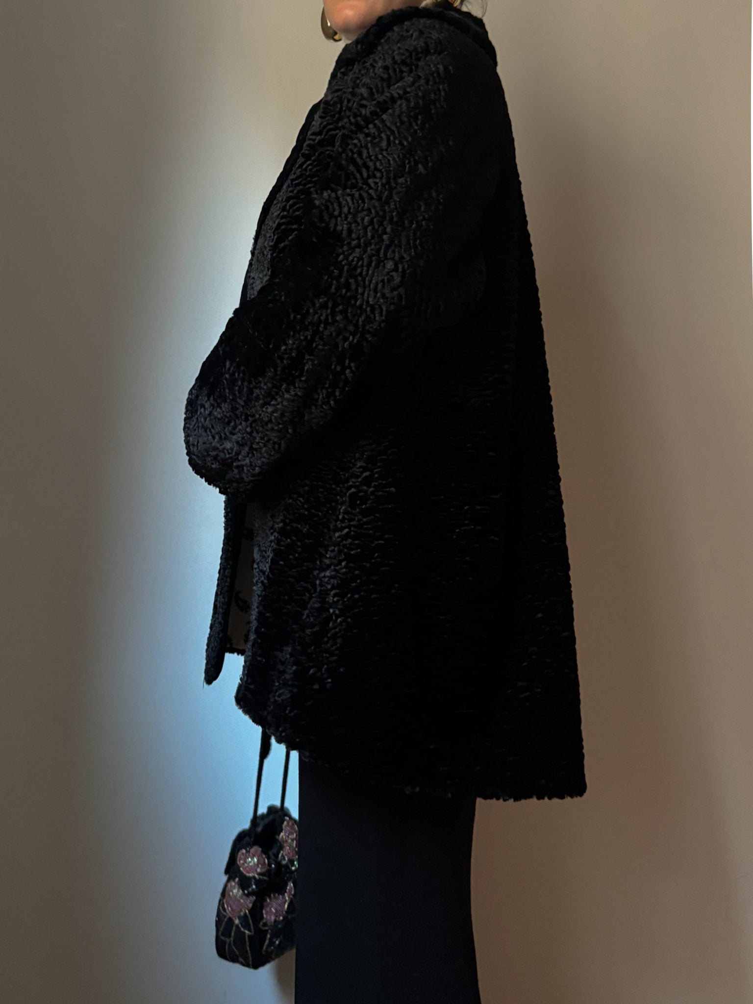 Fake fur black caban