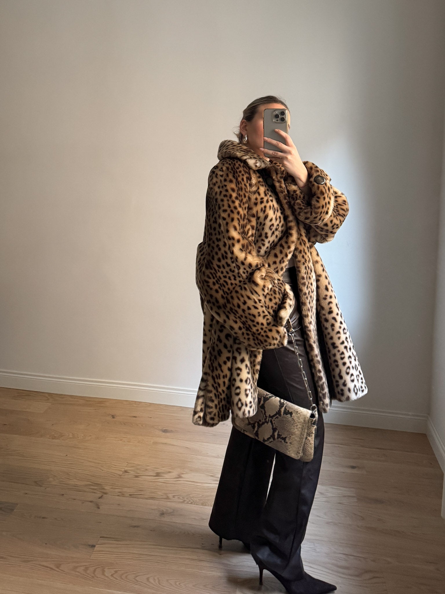 Faux fur leopard coat