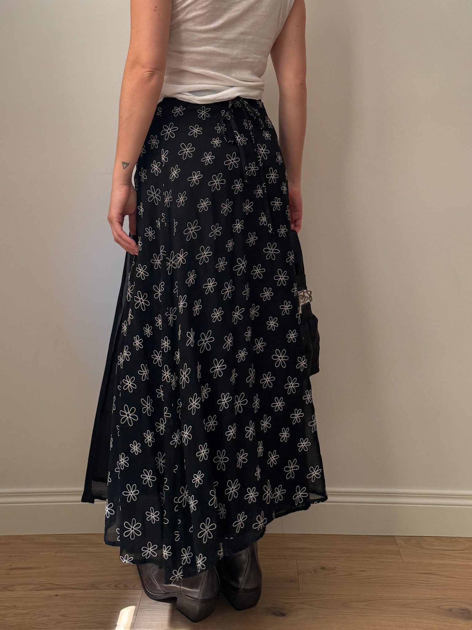 Viscose floral skirt