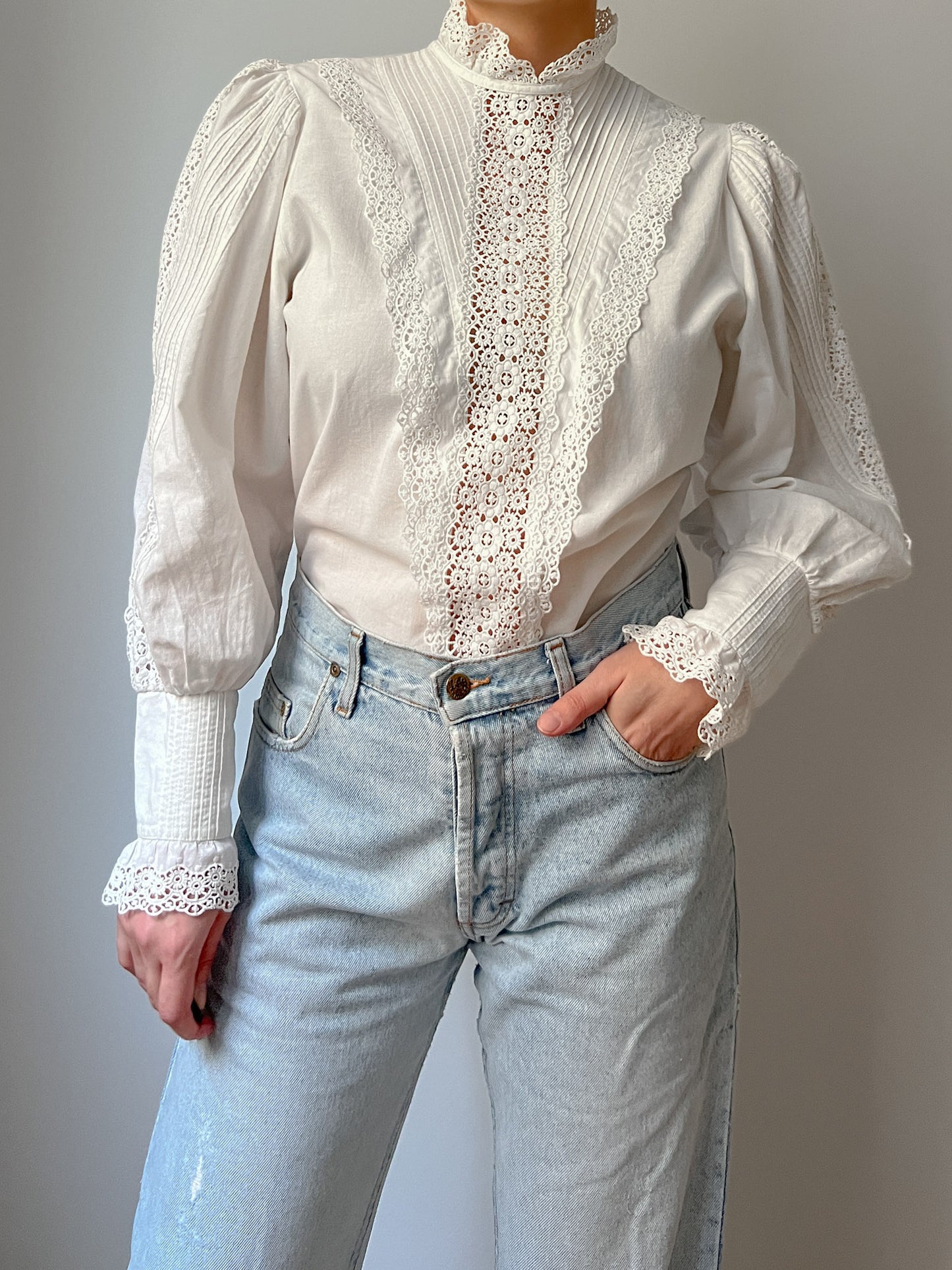 Pure cotton romantic blouse