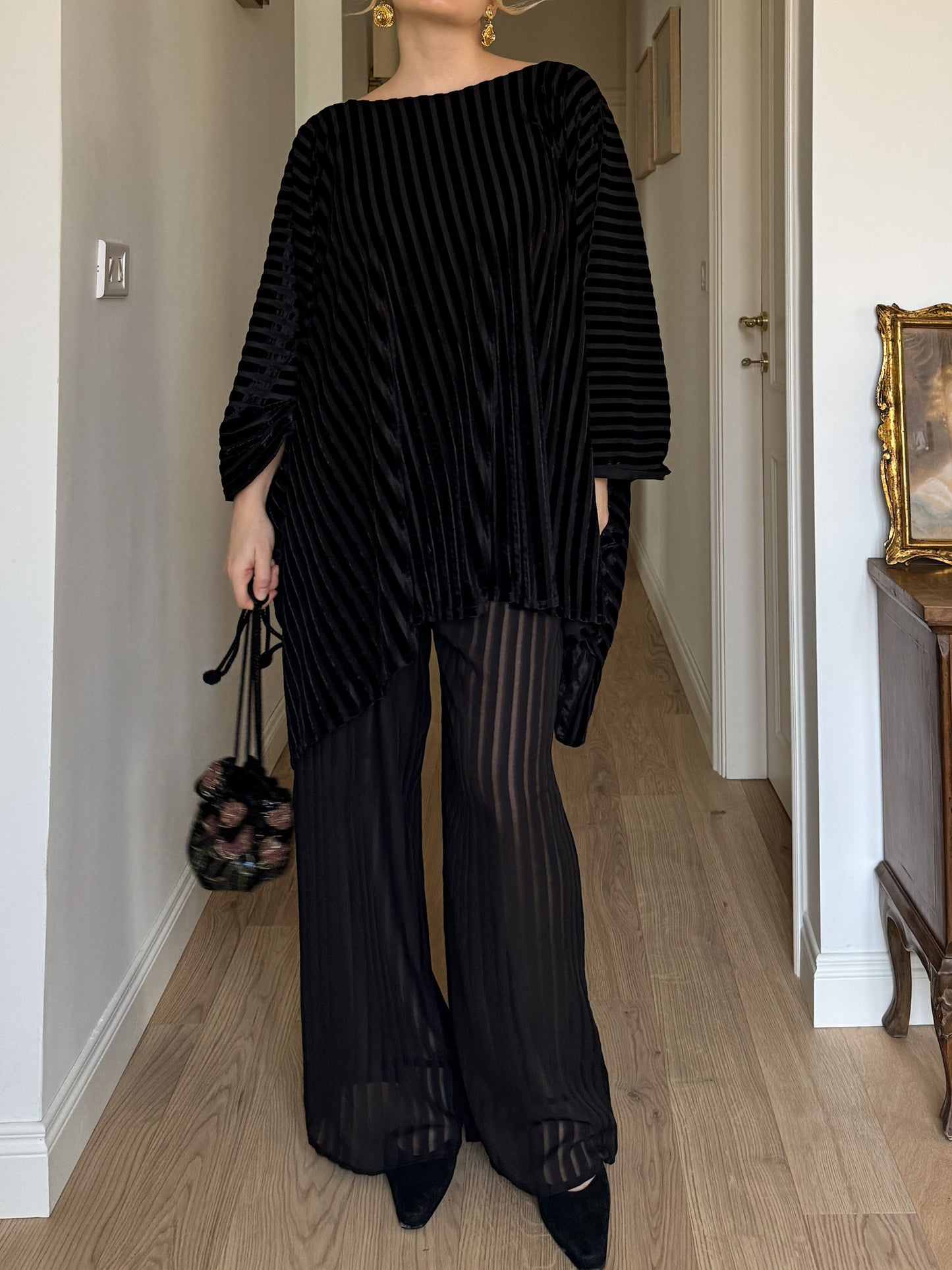 Velvet and sheer black set