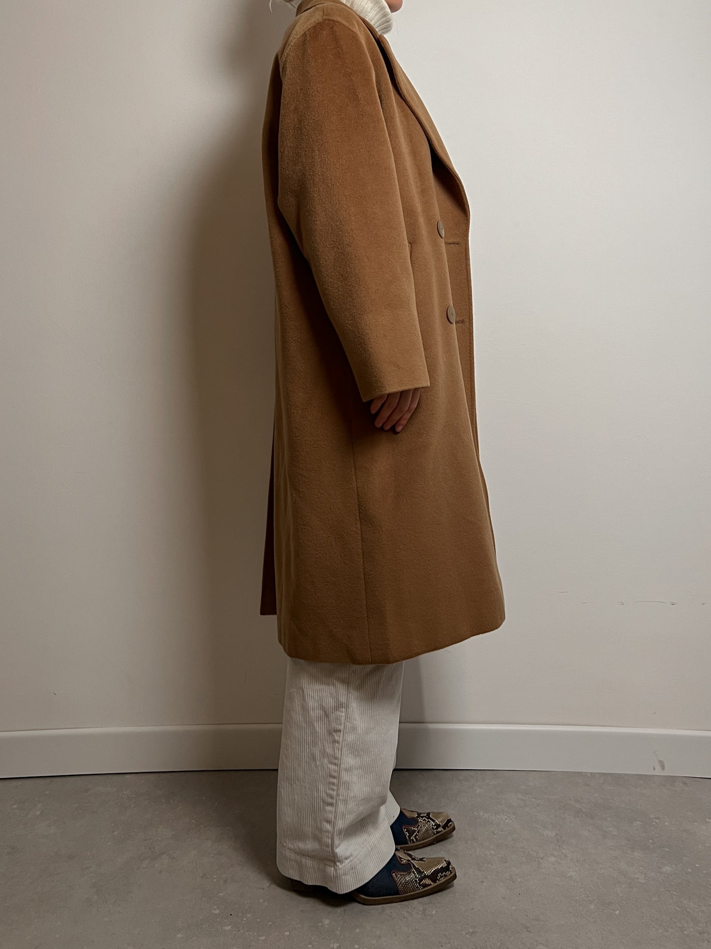 Piacenza pure wool camel coat