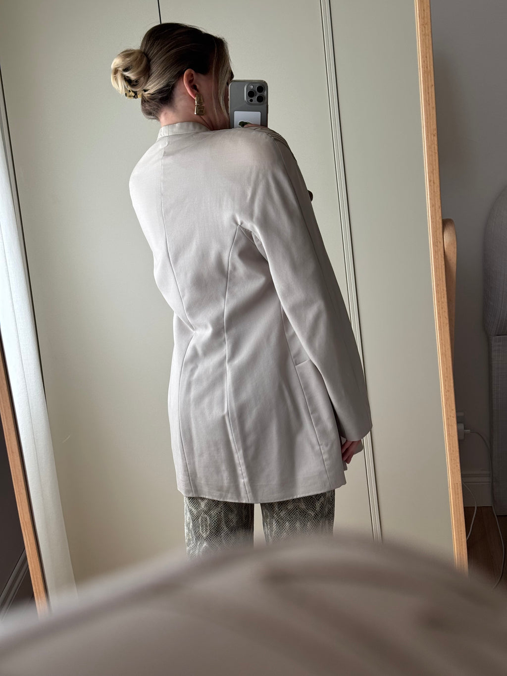 Cotton and viscose sand blazer