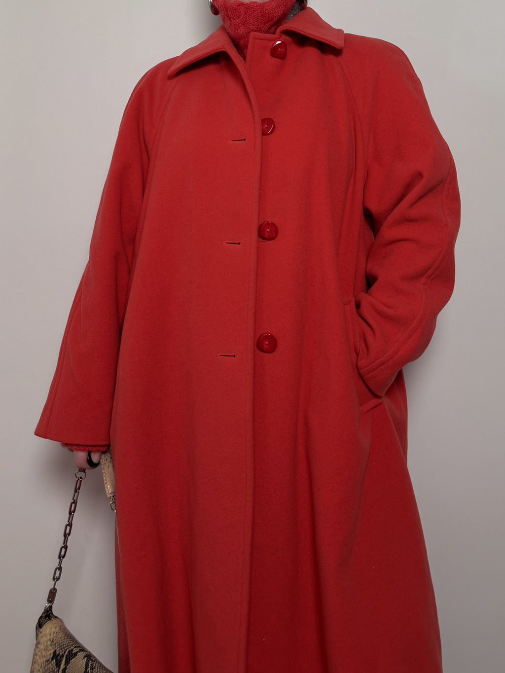 Pure virgin wool coral coat