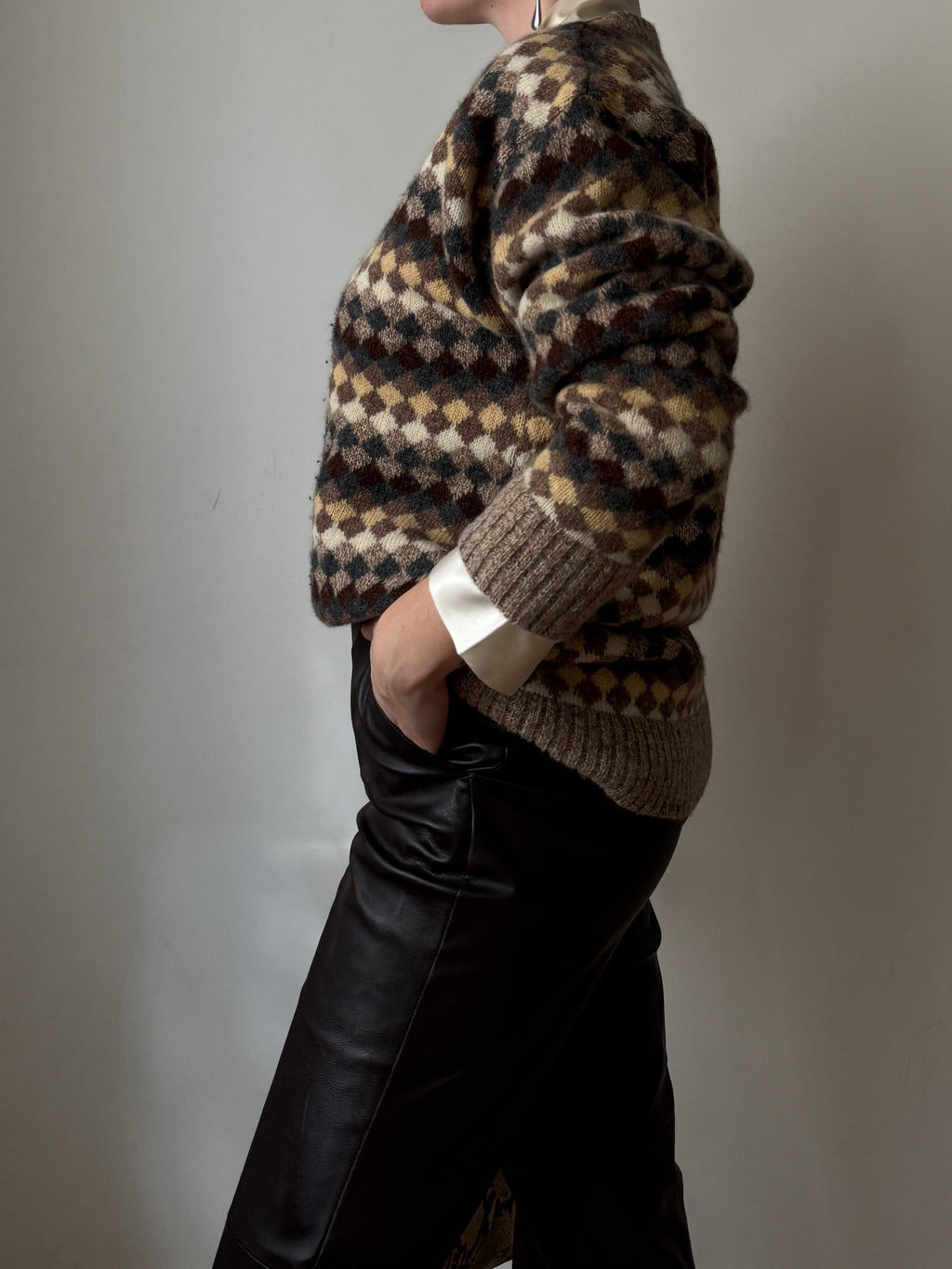 Pure virgin wool jacquard pull