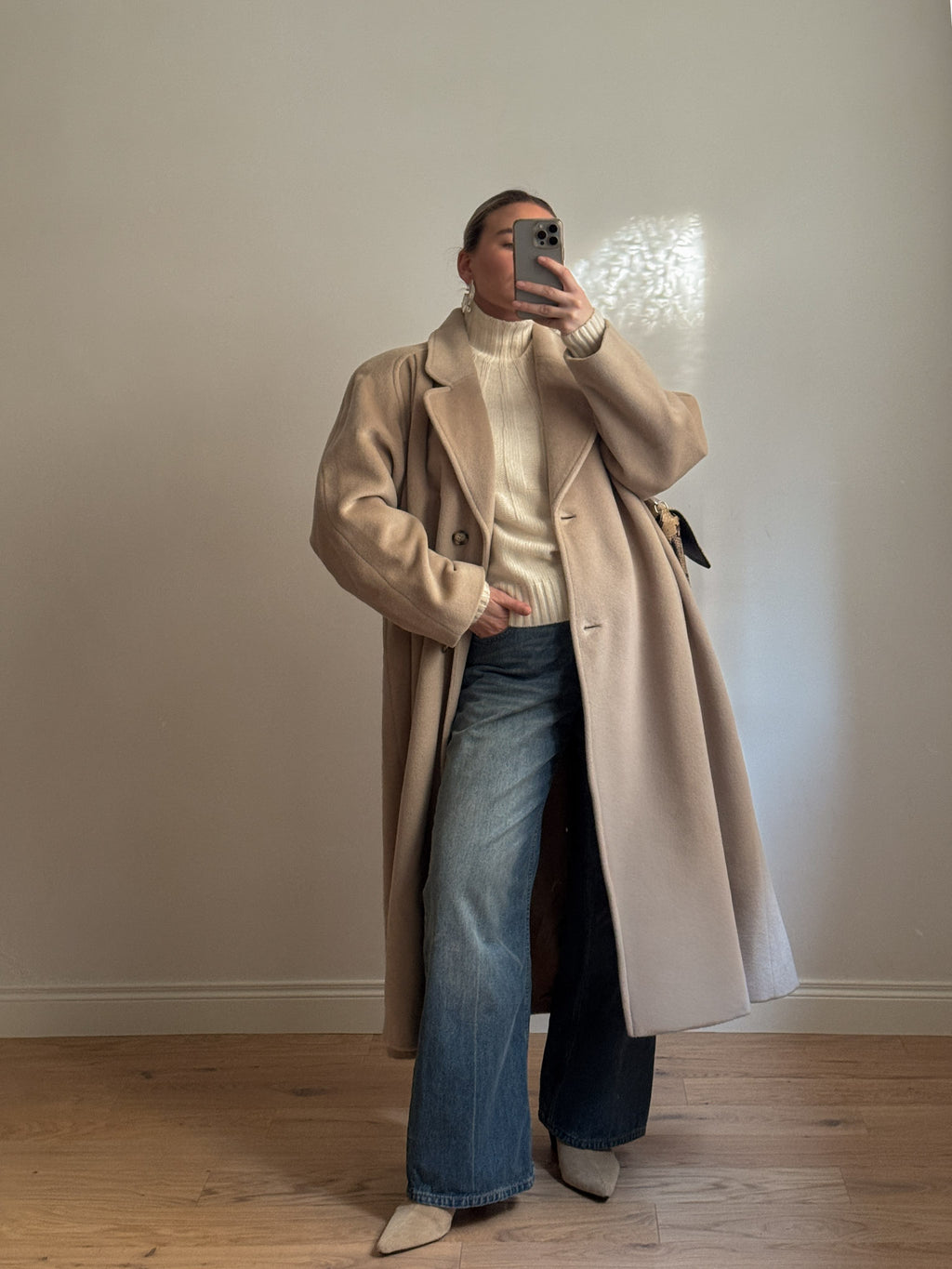 Pure virgin wool sand coat