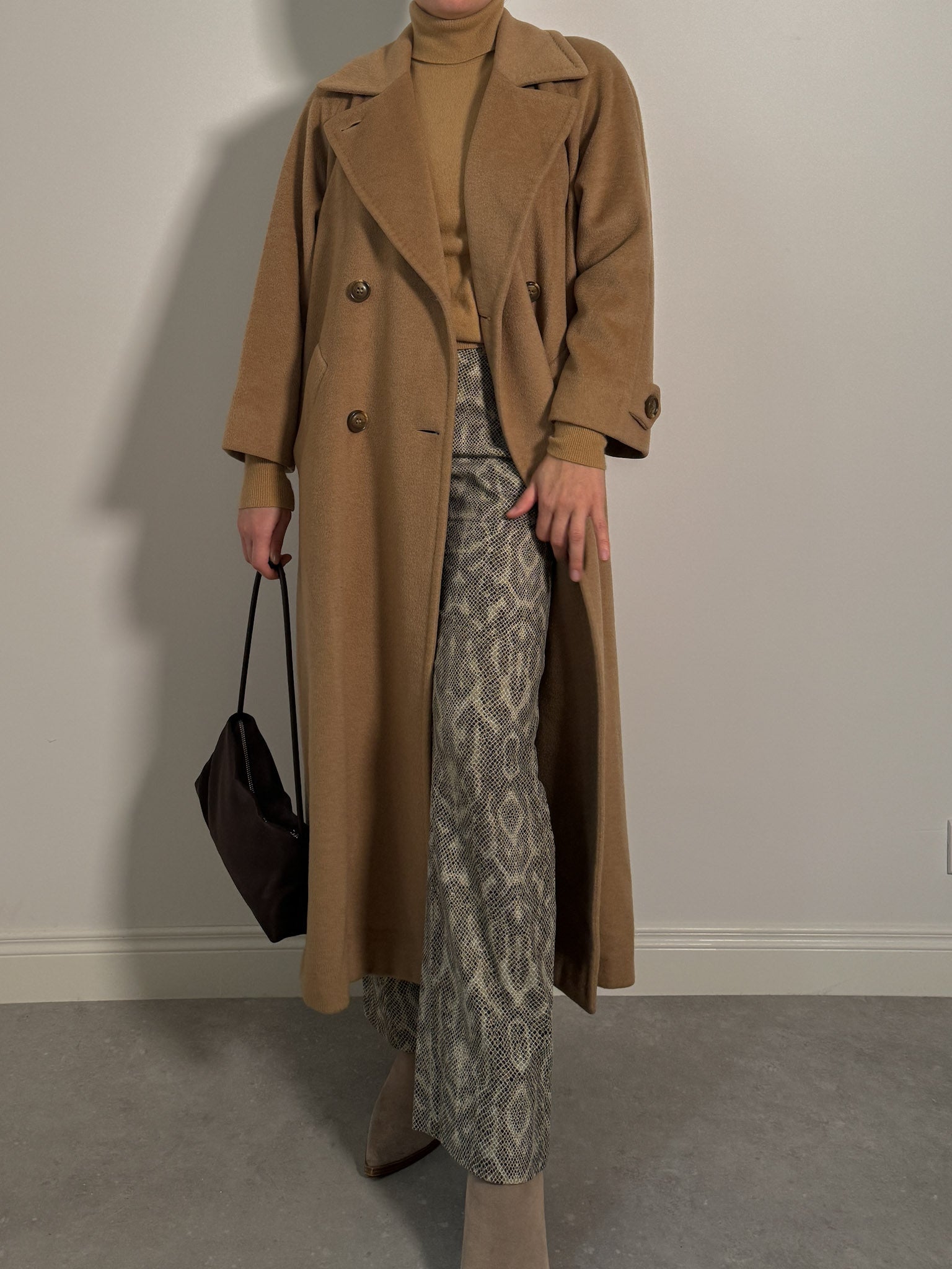 Pure camel wool camel  coat