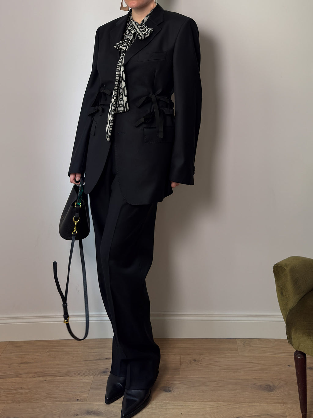 Brando black suit