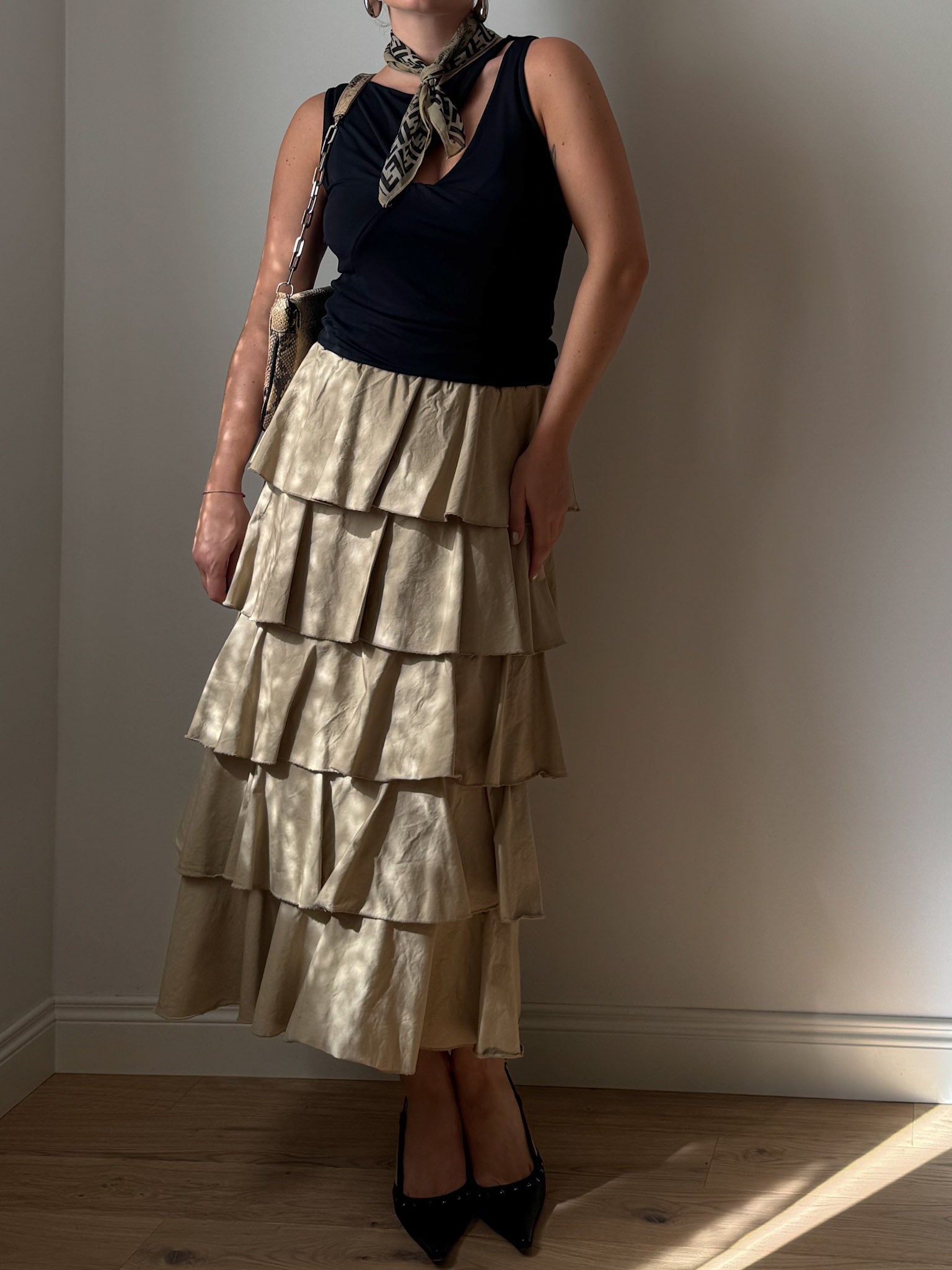 Cotton flounced beige skirt