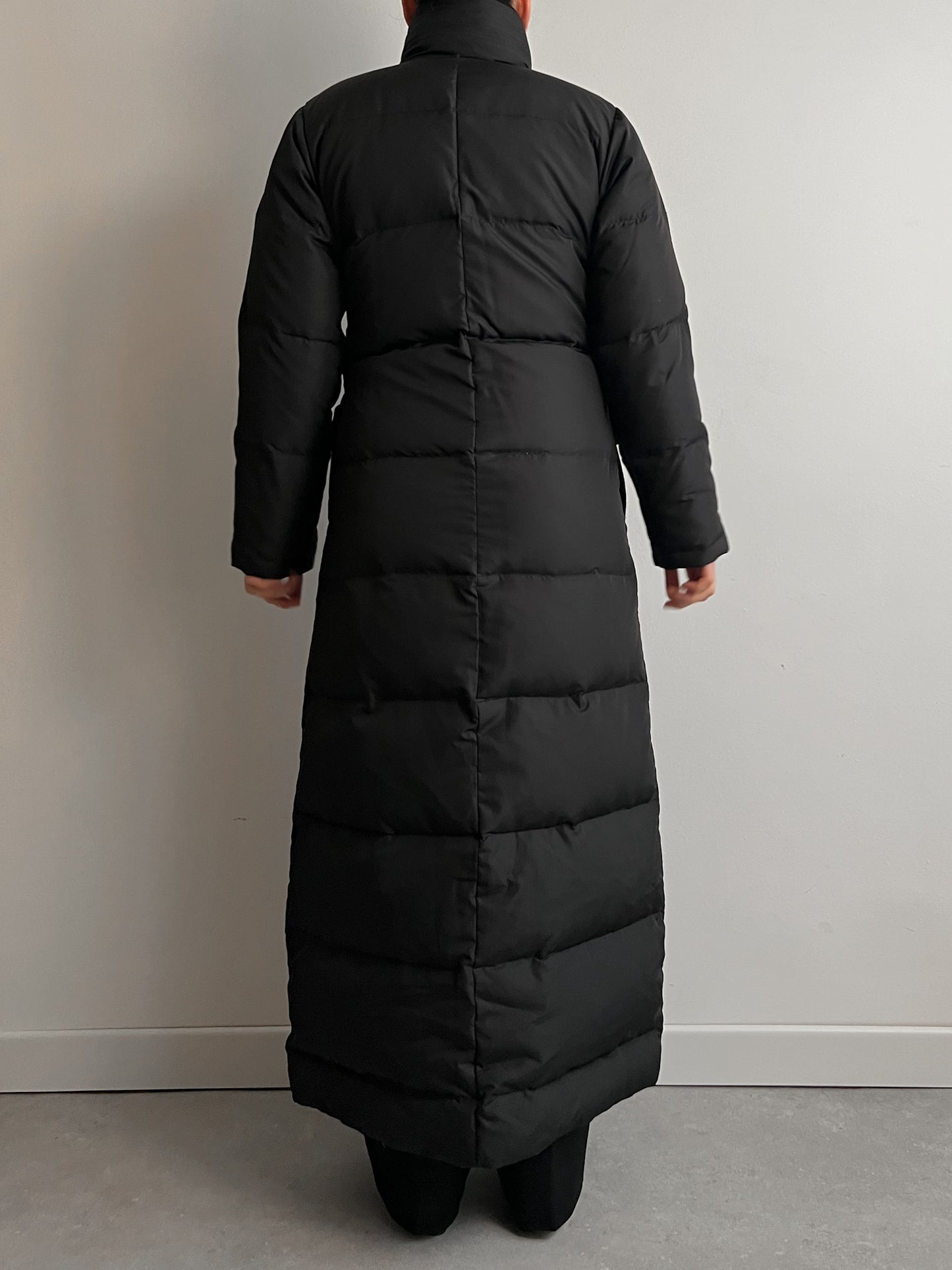 Real down black long puffer