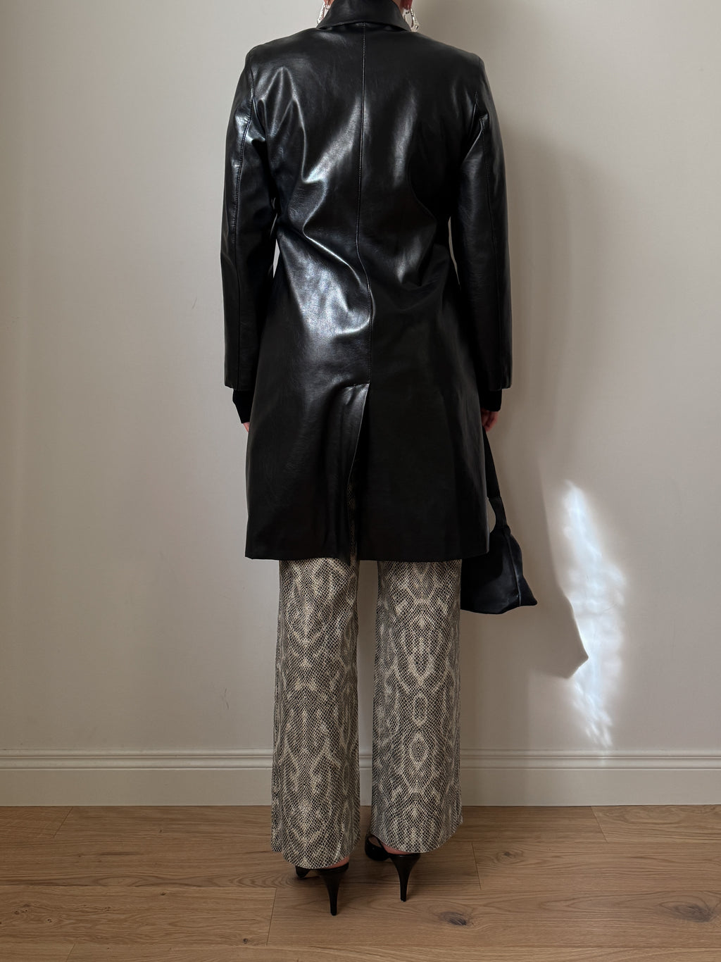 Real leather black long jacket
