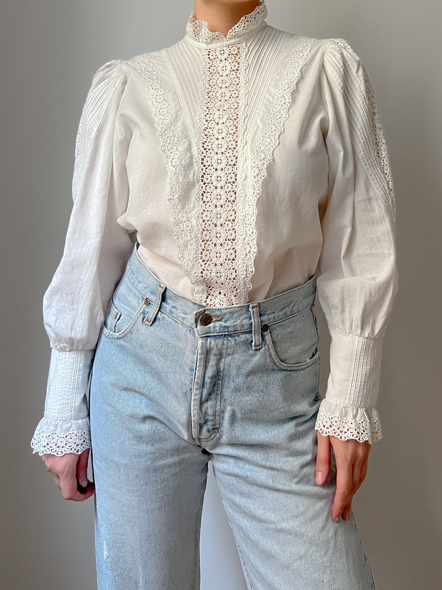 Pure cotton romantic blouse