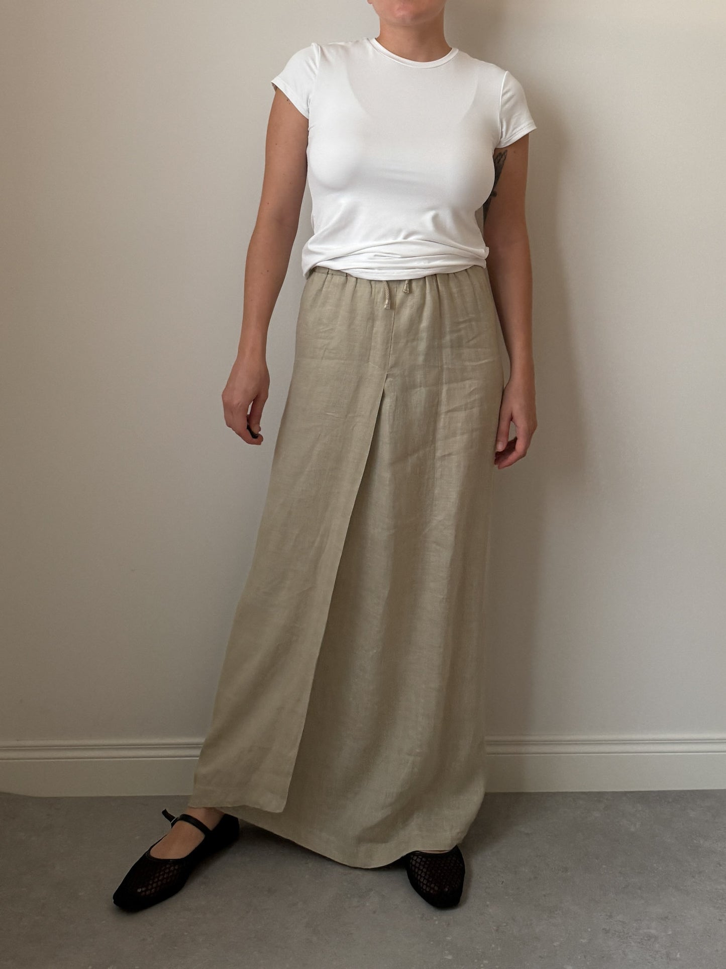 Pure linen beige skirt