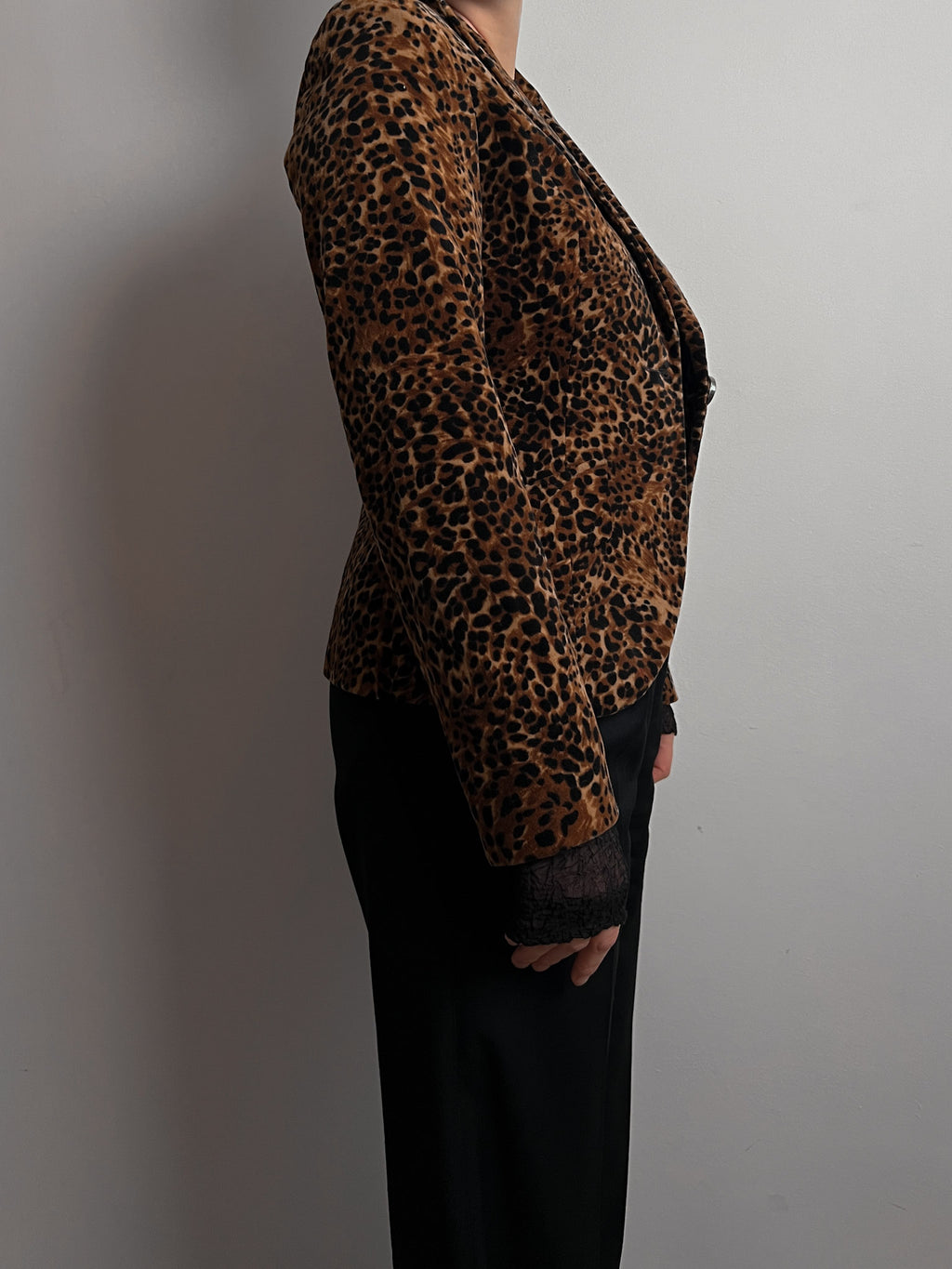 Velvet animalier blazer