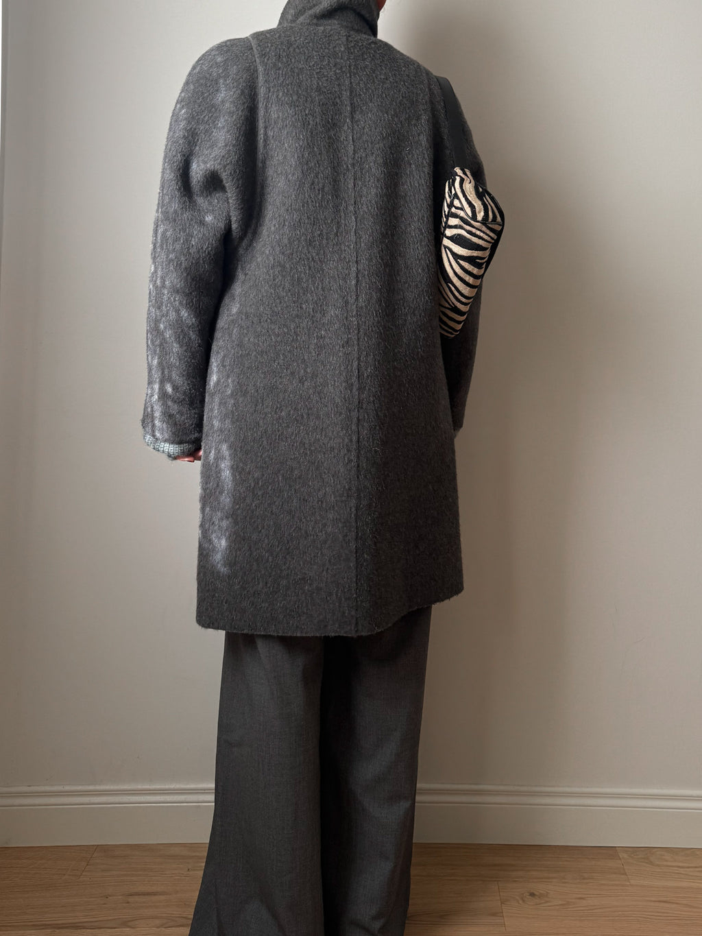 Wool and mohair double-face grey caban