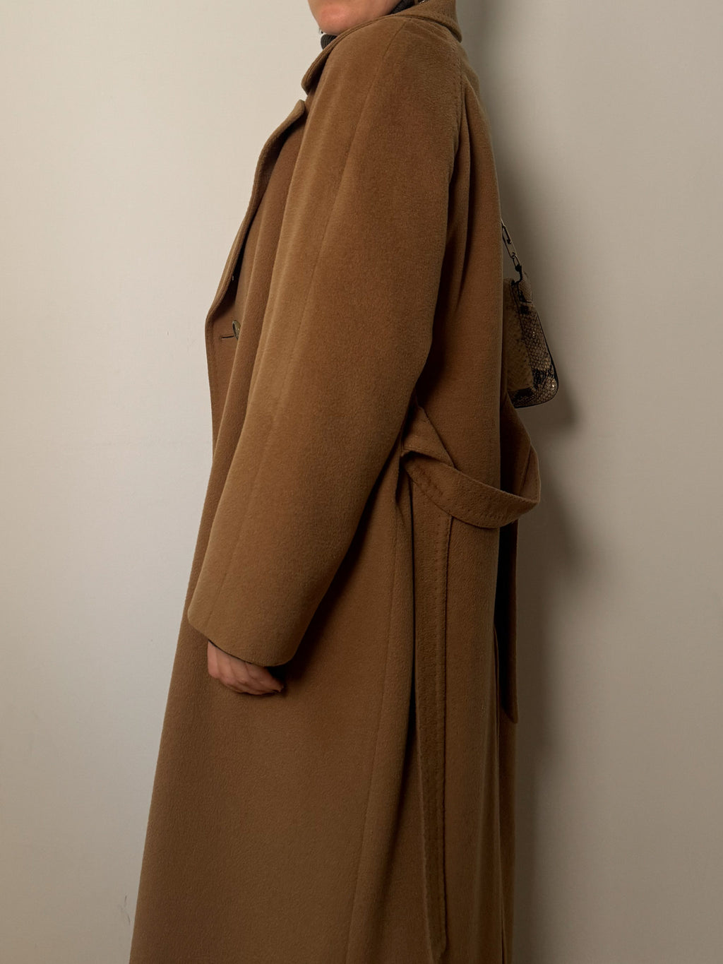 Piacenza pure wool camel coat