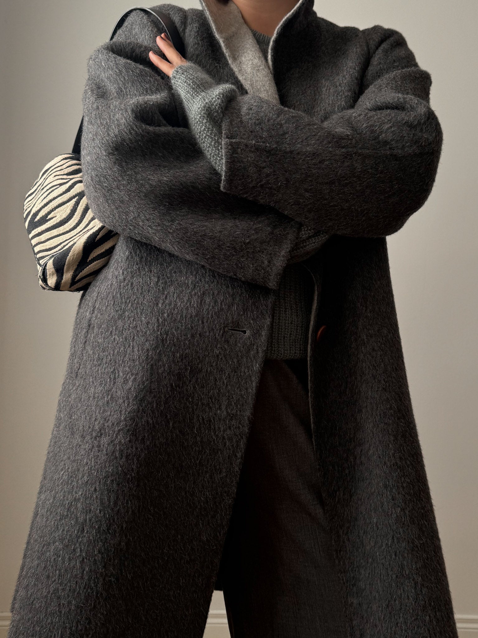 Wool and mohair double-face grey caban